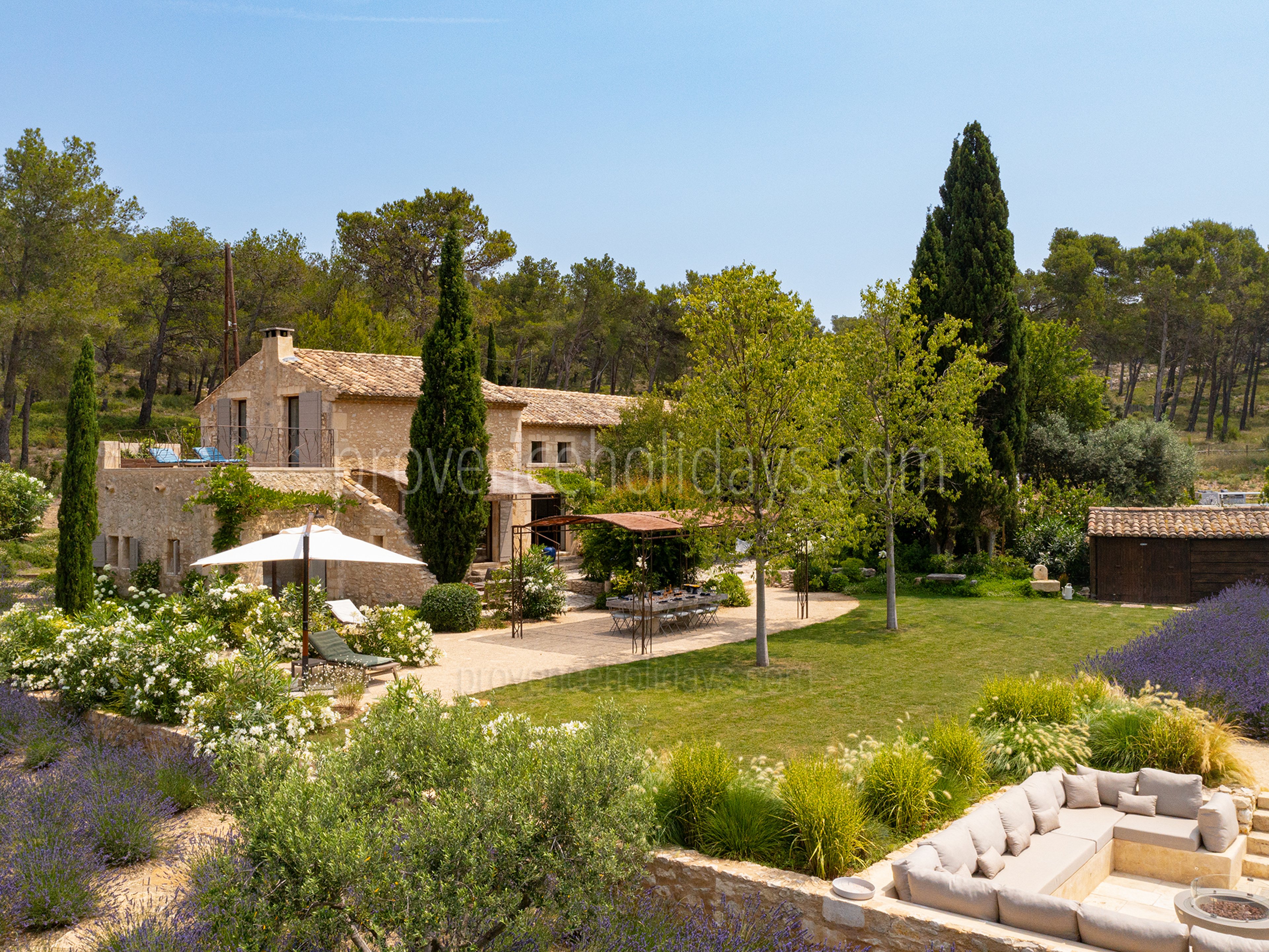 12 - Le Mas Secret: Villa: Exterior