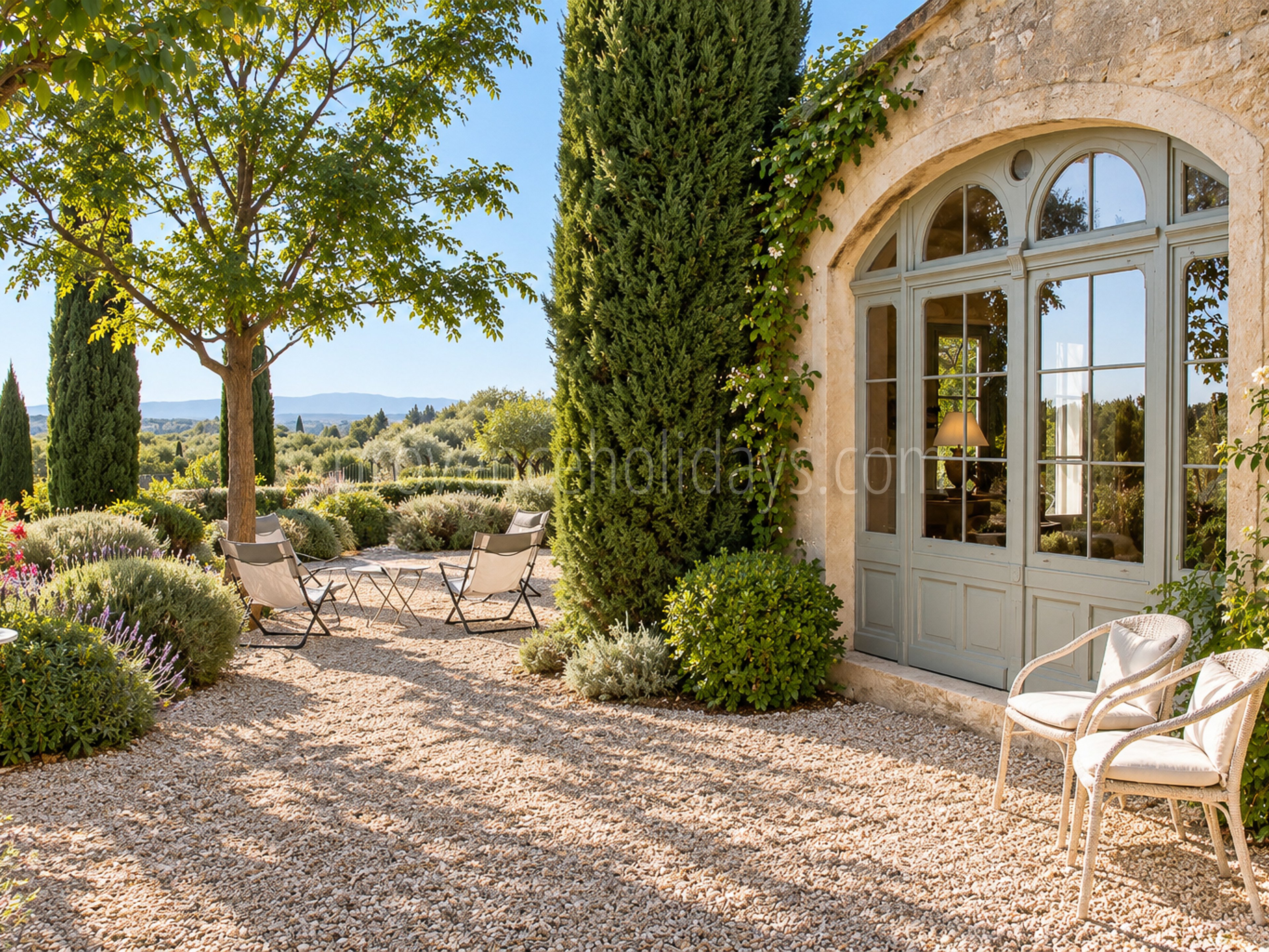 7 - Woning met een prachtig uitzicht in Aubignan: Villa: Exterior