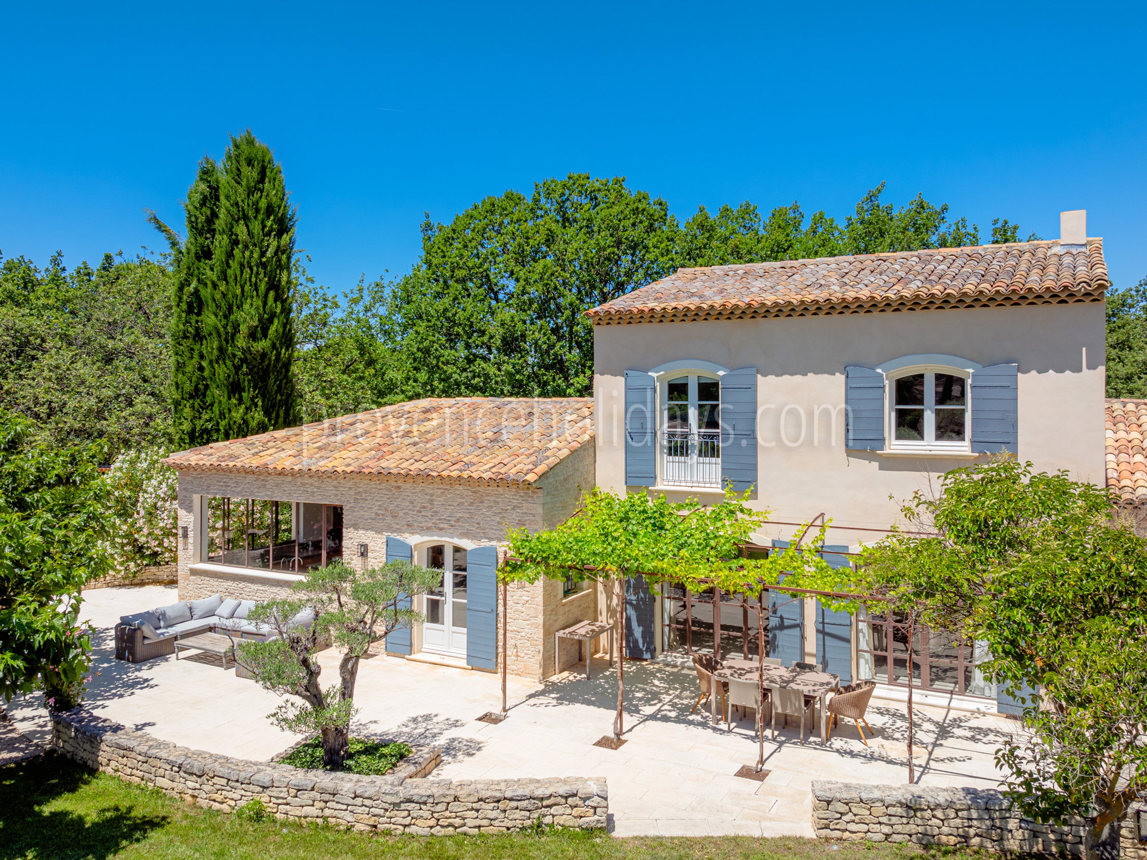 48 - Horizon Sainte-Victoire: Villa: Exterior