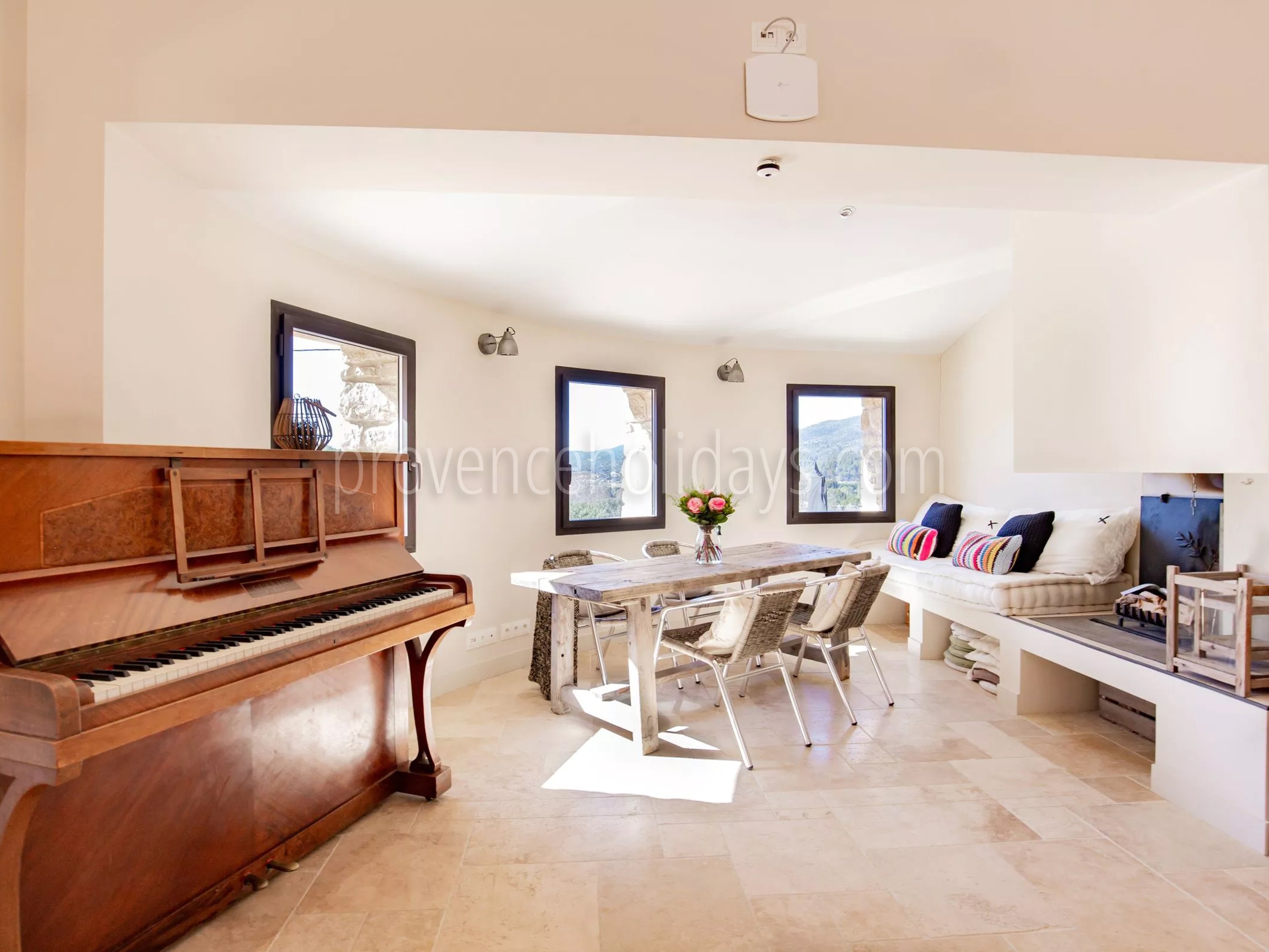 5 - Le Domaine de L\'Or Vert: Villa: Interior