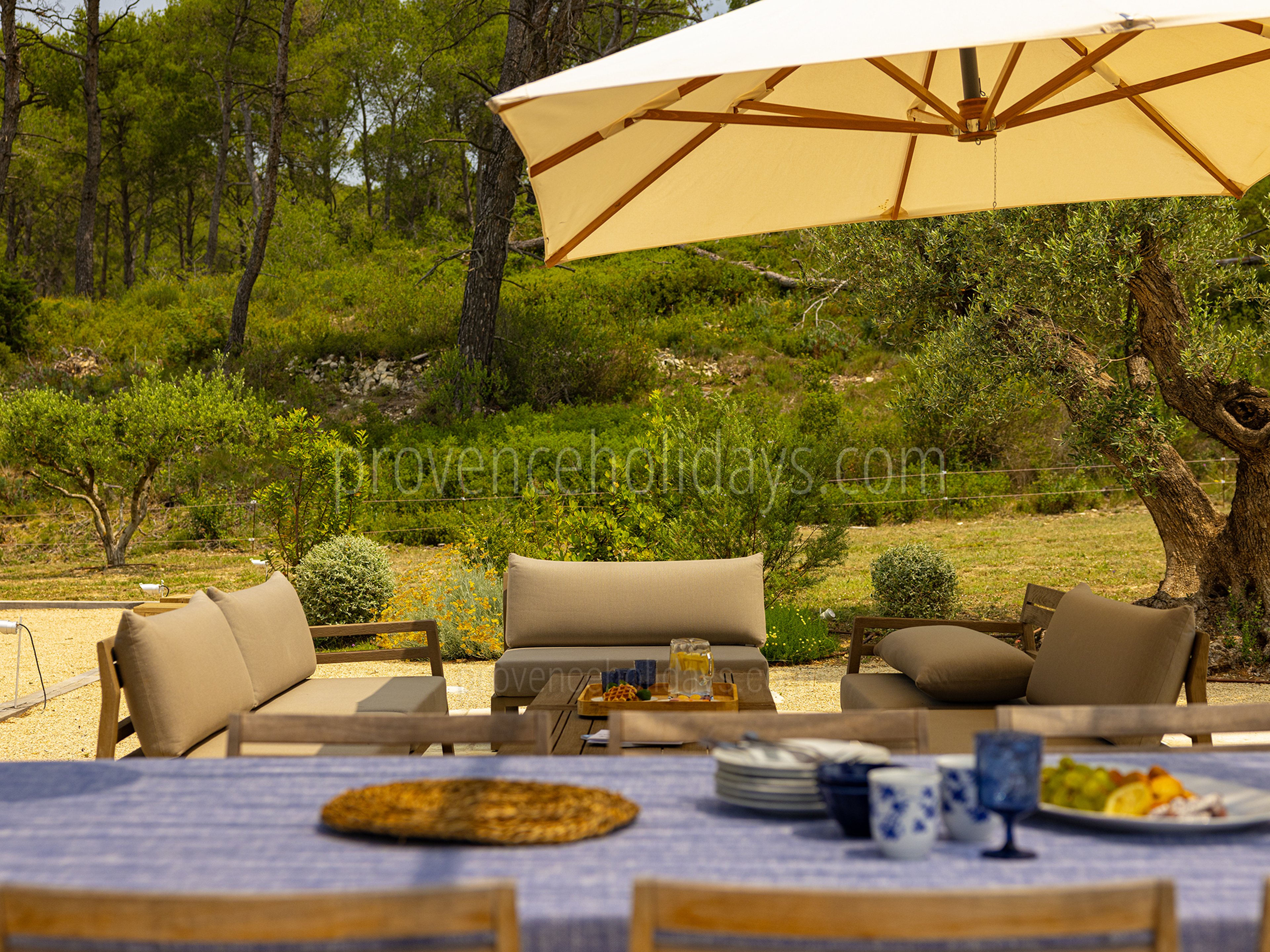 20 - Le Mas Secret: Villa: Exterior