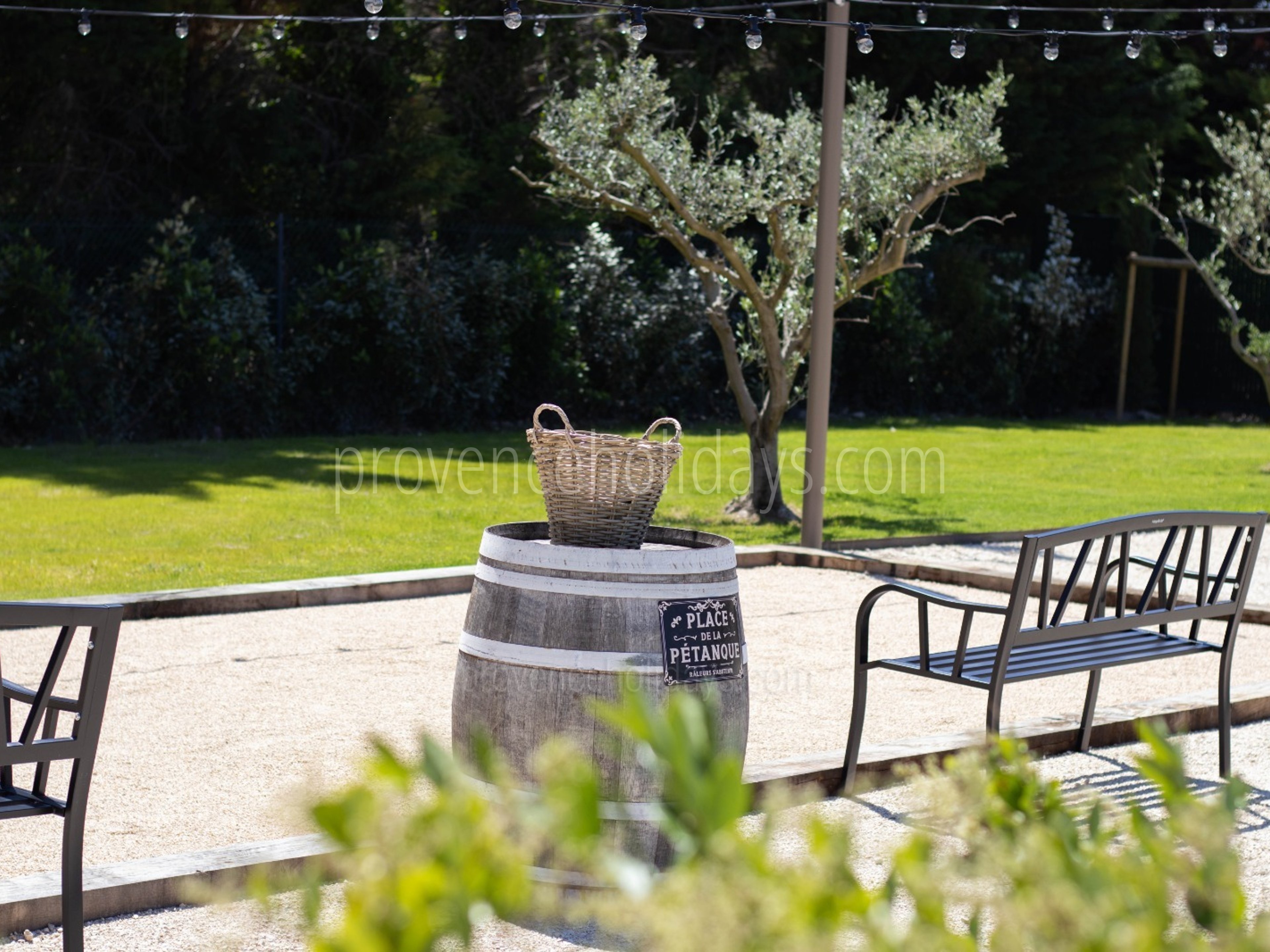 11 - Bastide Leontin: Villa: Exterior