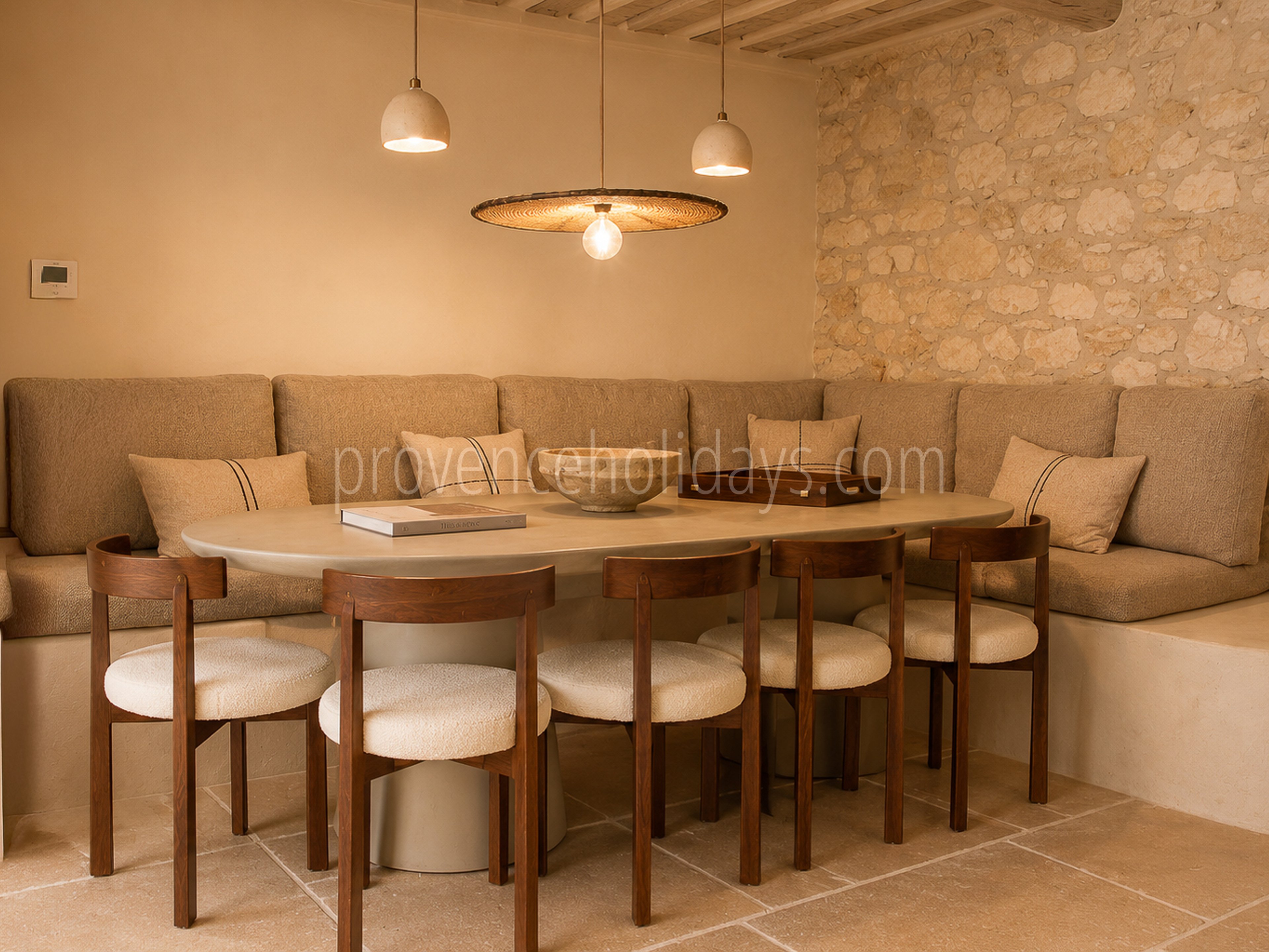 28 - Mas rénové à pied d\'Eygalières: Villa: Interior