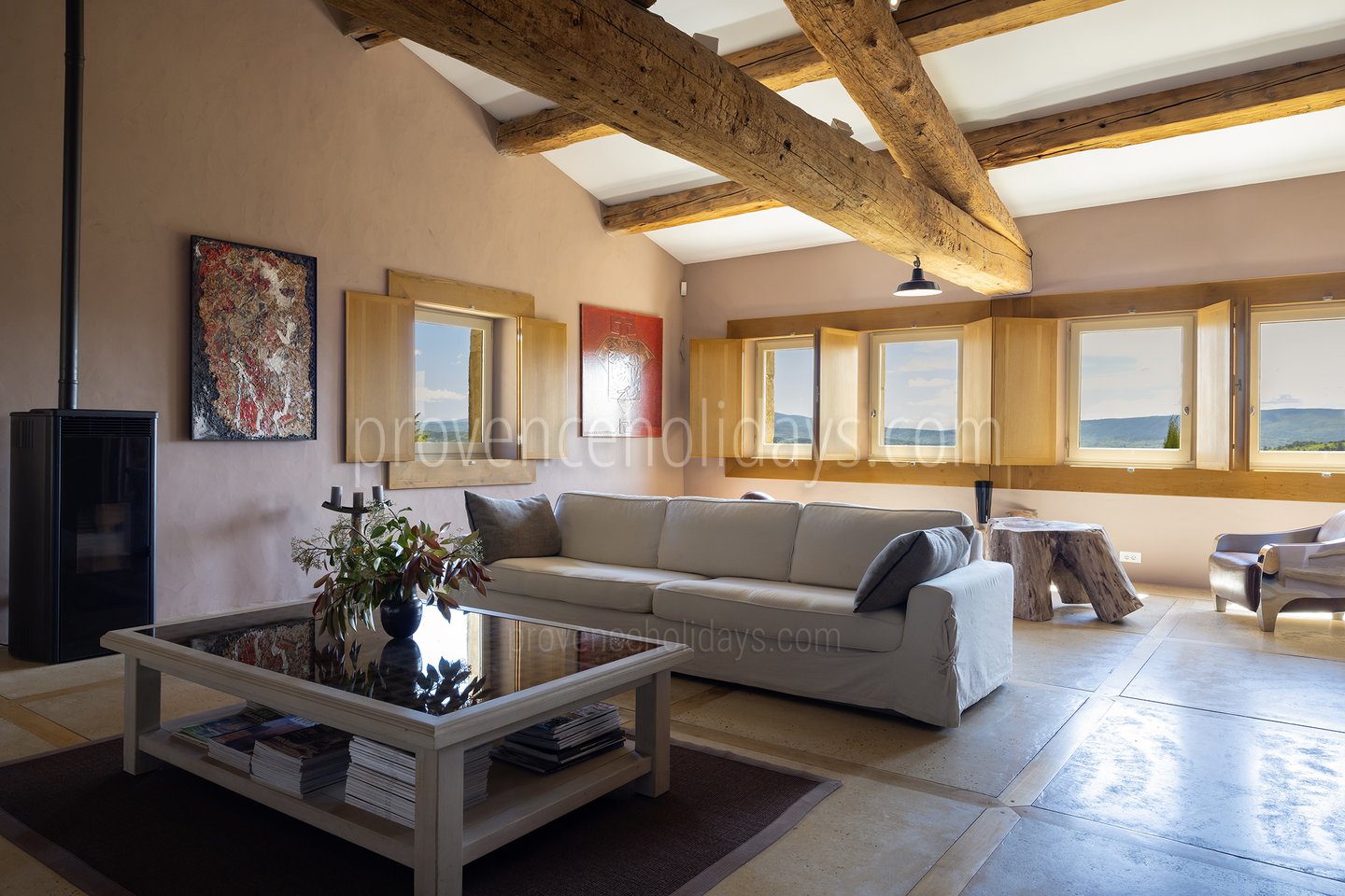 9 - La Maison des Glycines: Villa: Interior