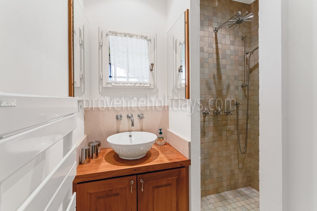 16 - Bastide Azurée: Villa: Bathroom
