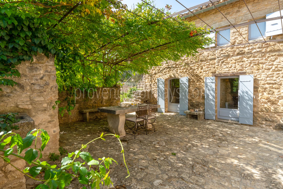 21 - Mas de l\'Ancienne: Villa: Exterior