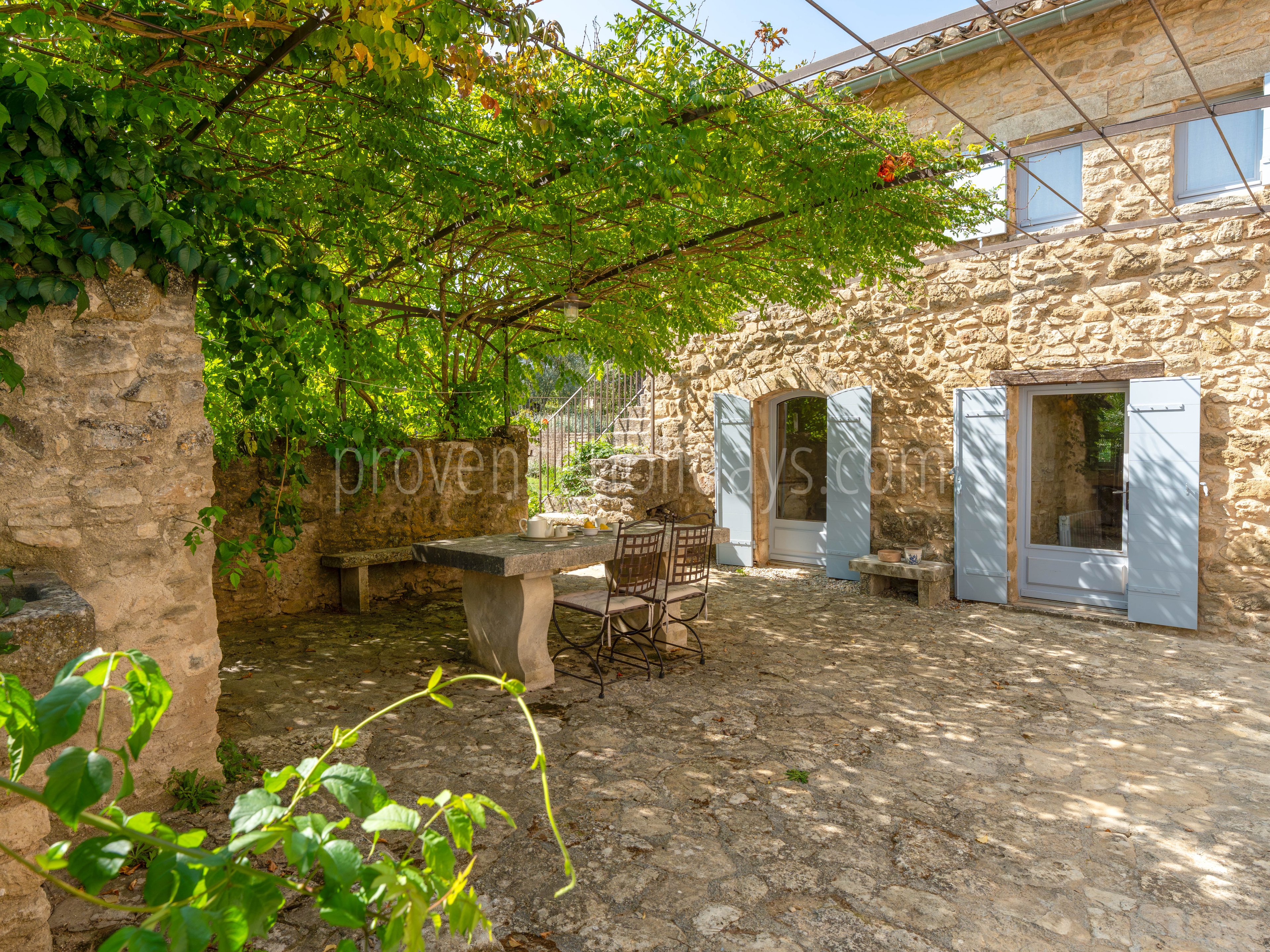 21 - Mas de l\'Ancienne: Villa: Exterior