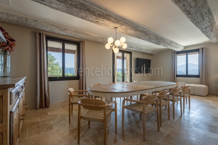 17 - Villa des Estrets: Villa: Interior