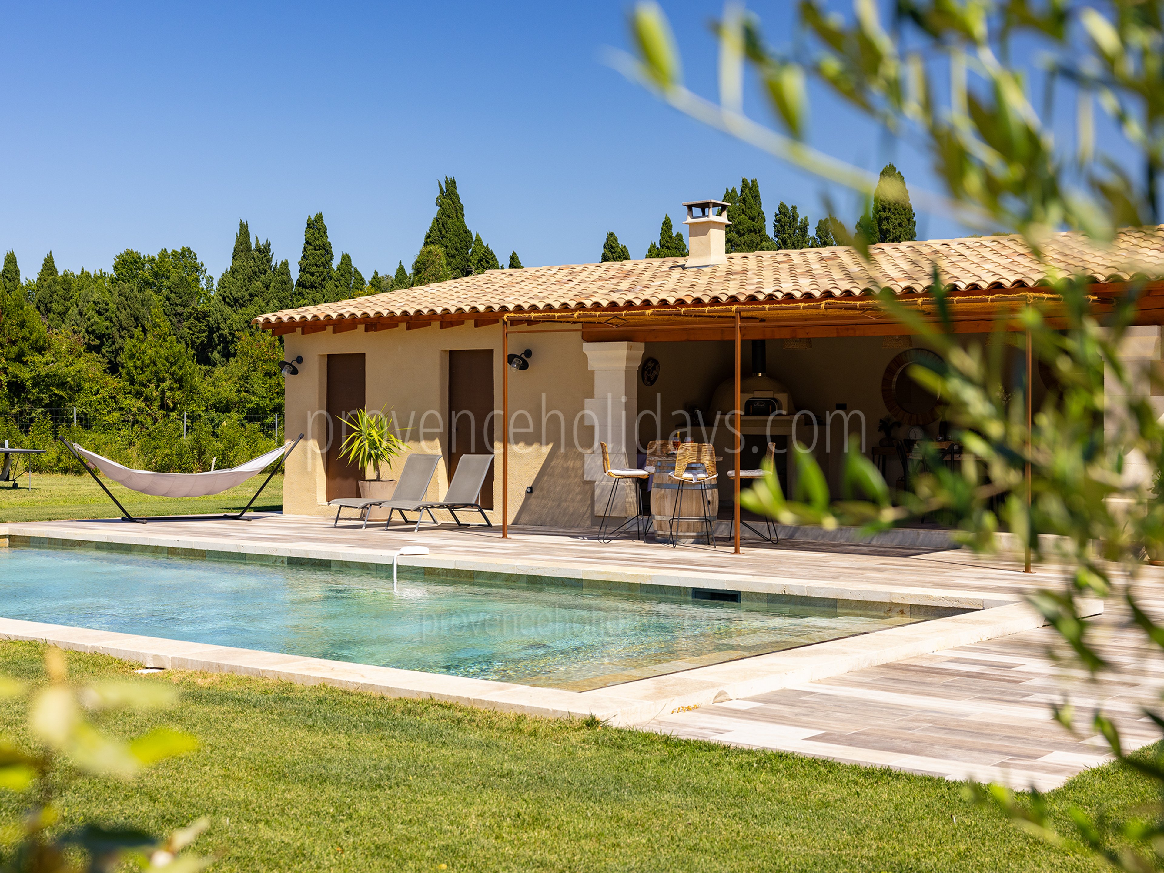 2 - Mas des deux Mûriers: Villa: Pool