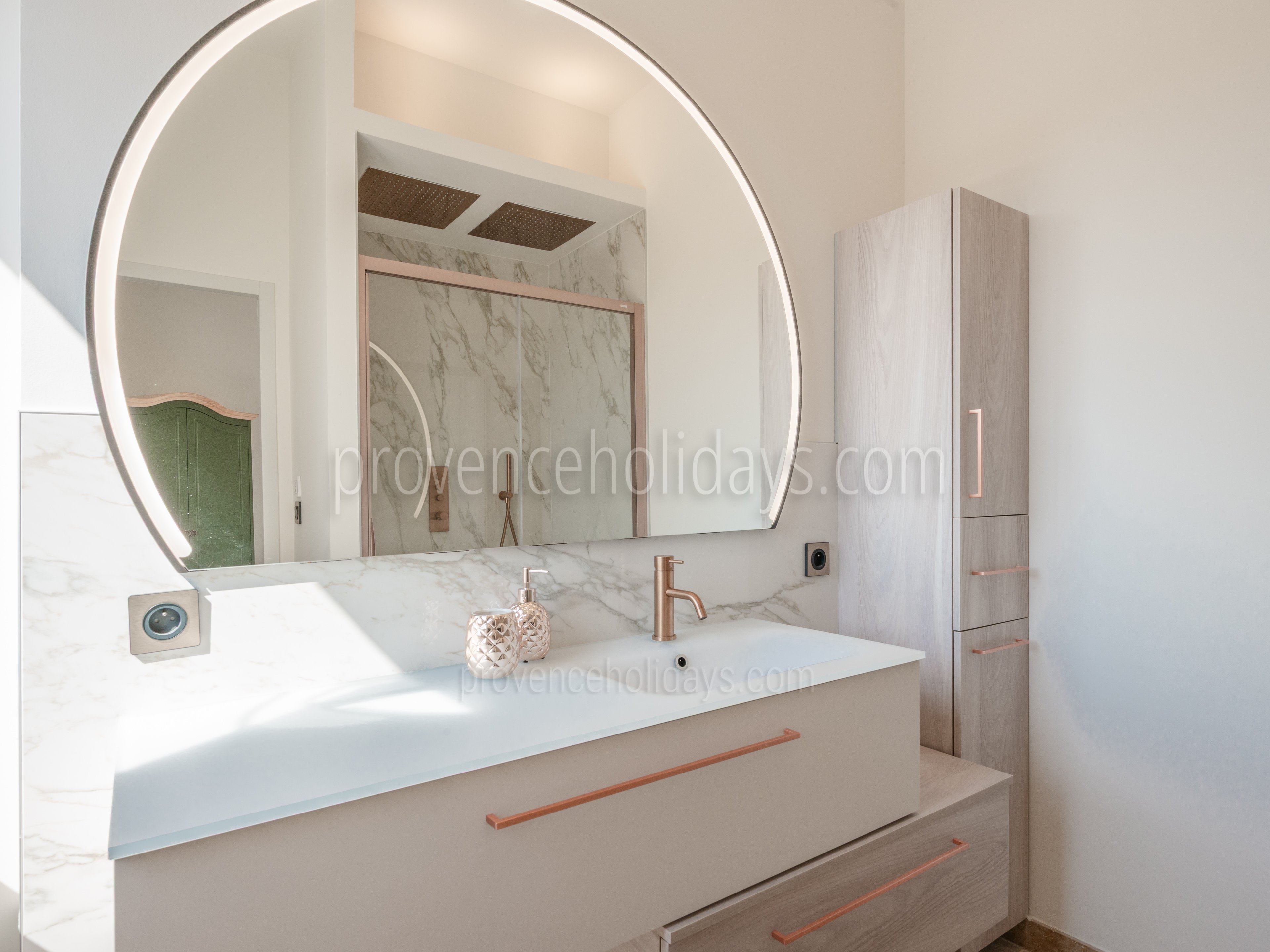 33 - Mas du Canal: Villa: Bathroom