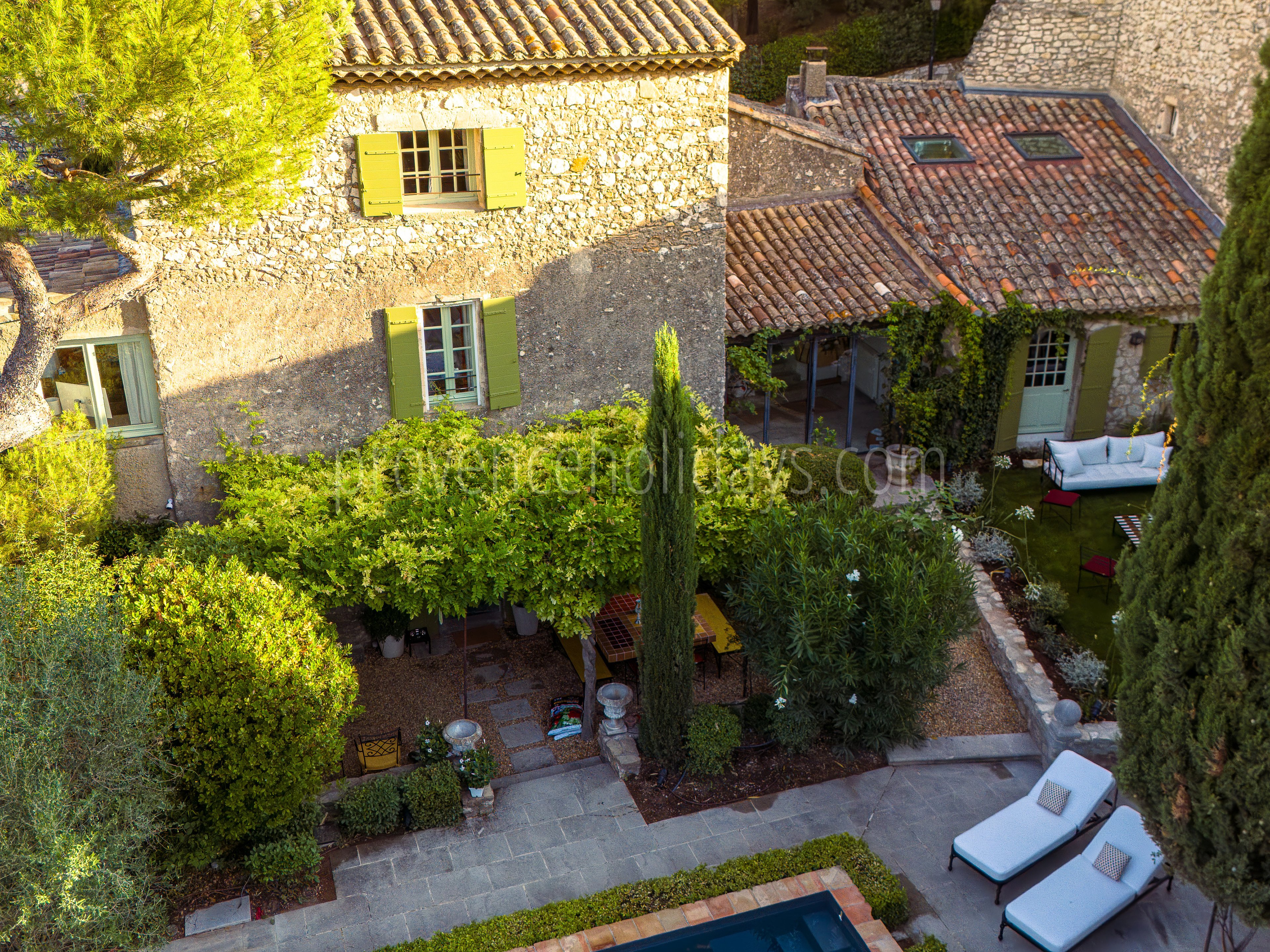 32 - La Mosaïque d\'Eygalières: Villa: Exterior