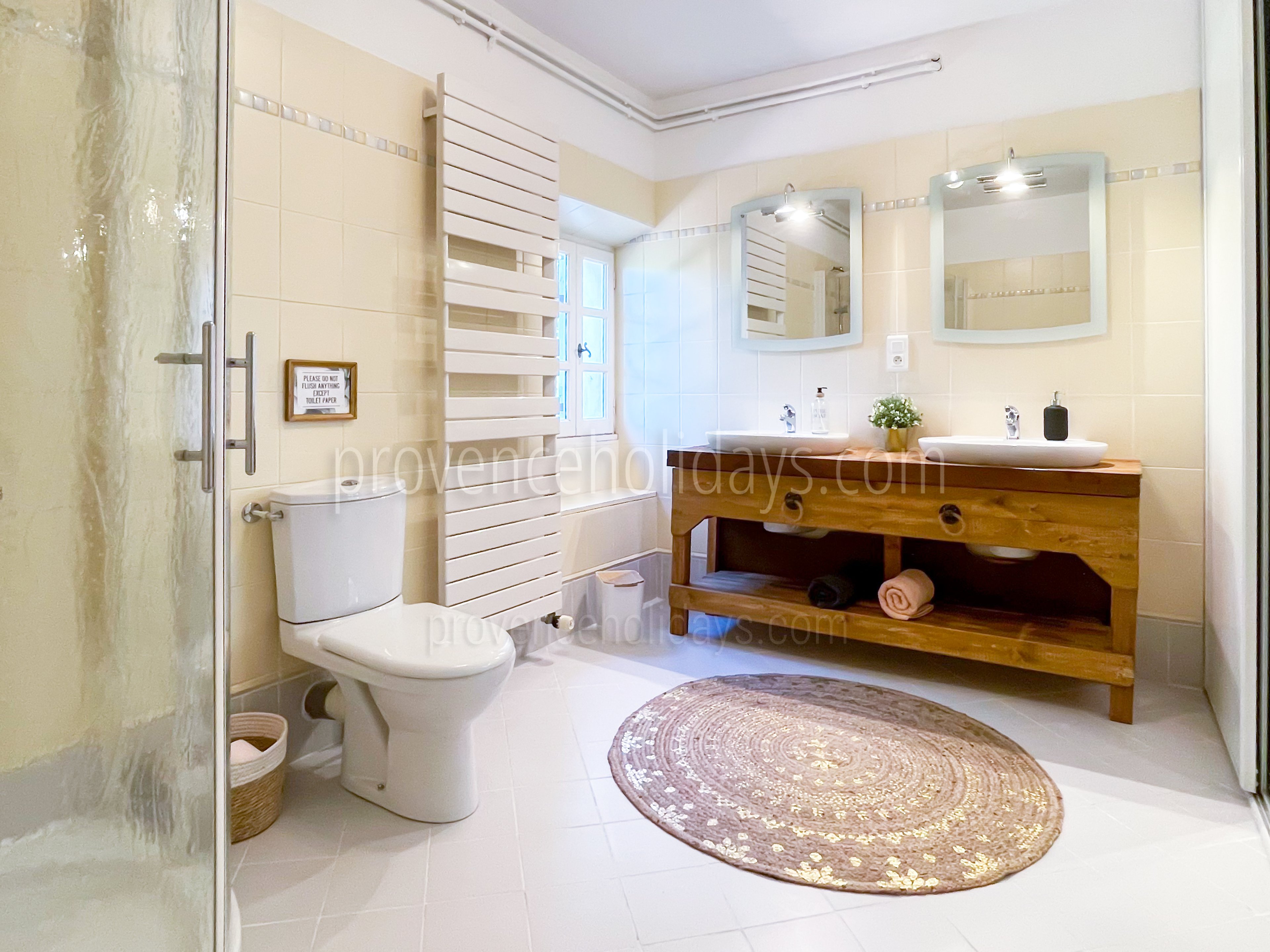 57 - Le Mas Chopin: Villa: Bathroom