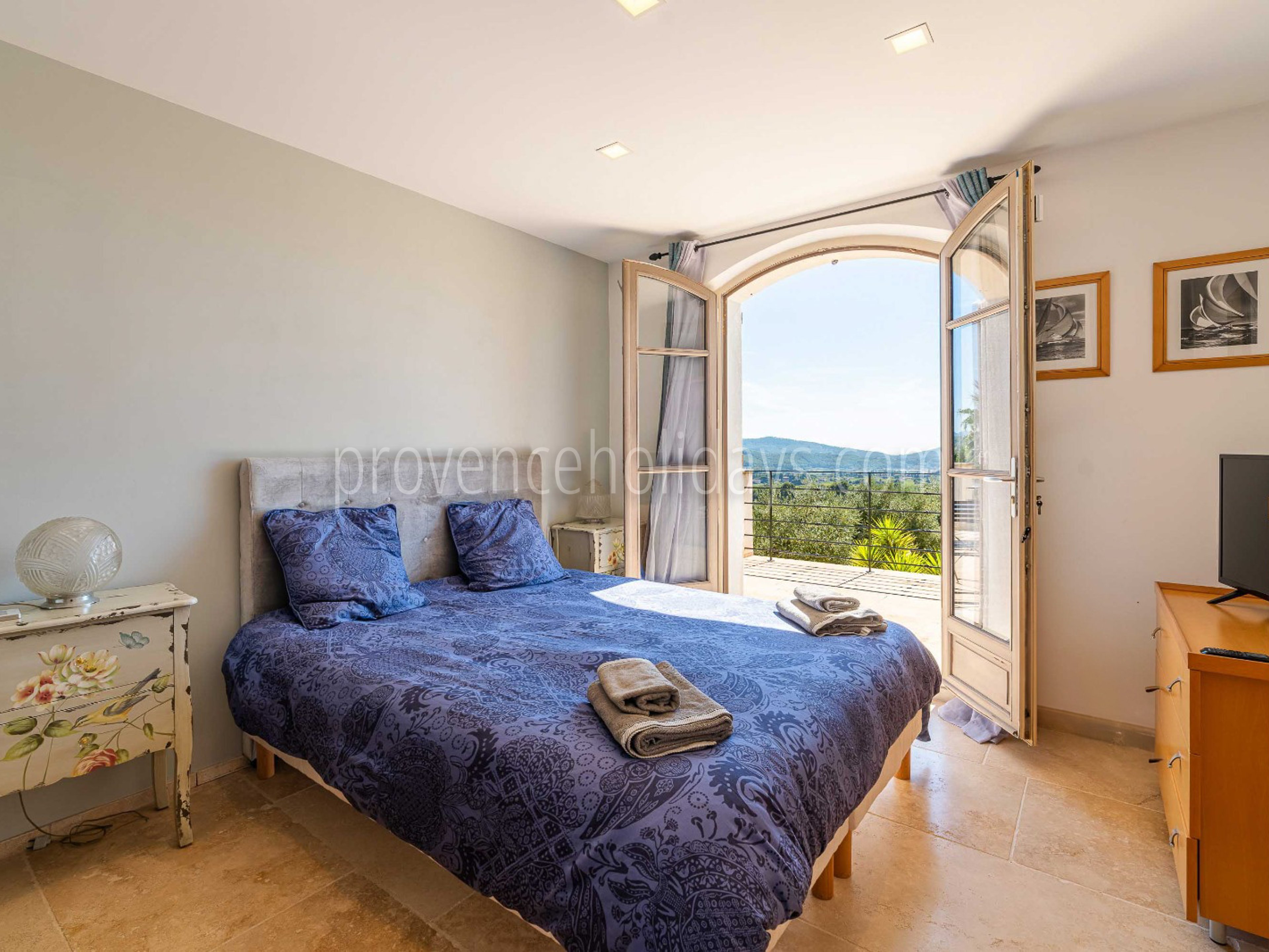 23 - Villa Camélia: Villa: Bedroom