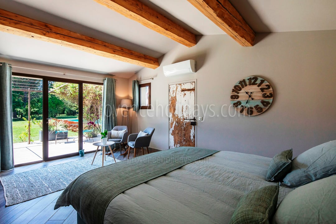 24 - Mas Luna: Villa: Bedroom