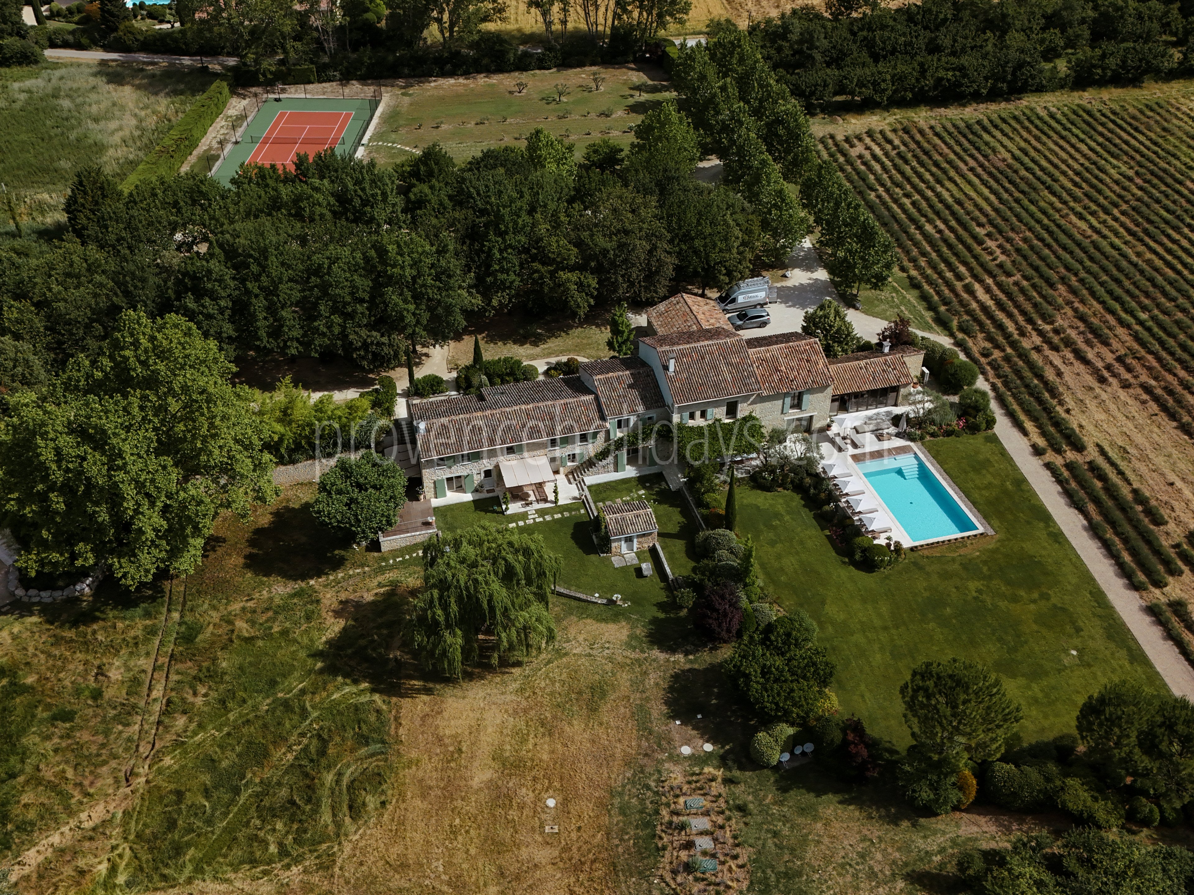 93 - Mas du Carlet: Villa: Exterior