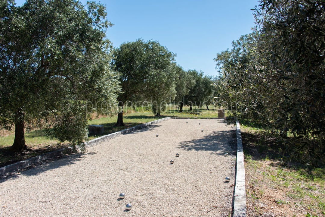 28 - Mas Mouriès: Villa: Exterior