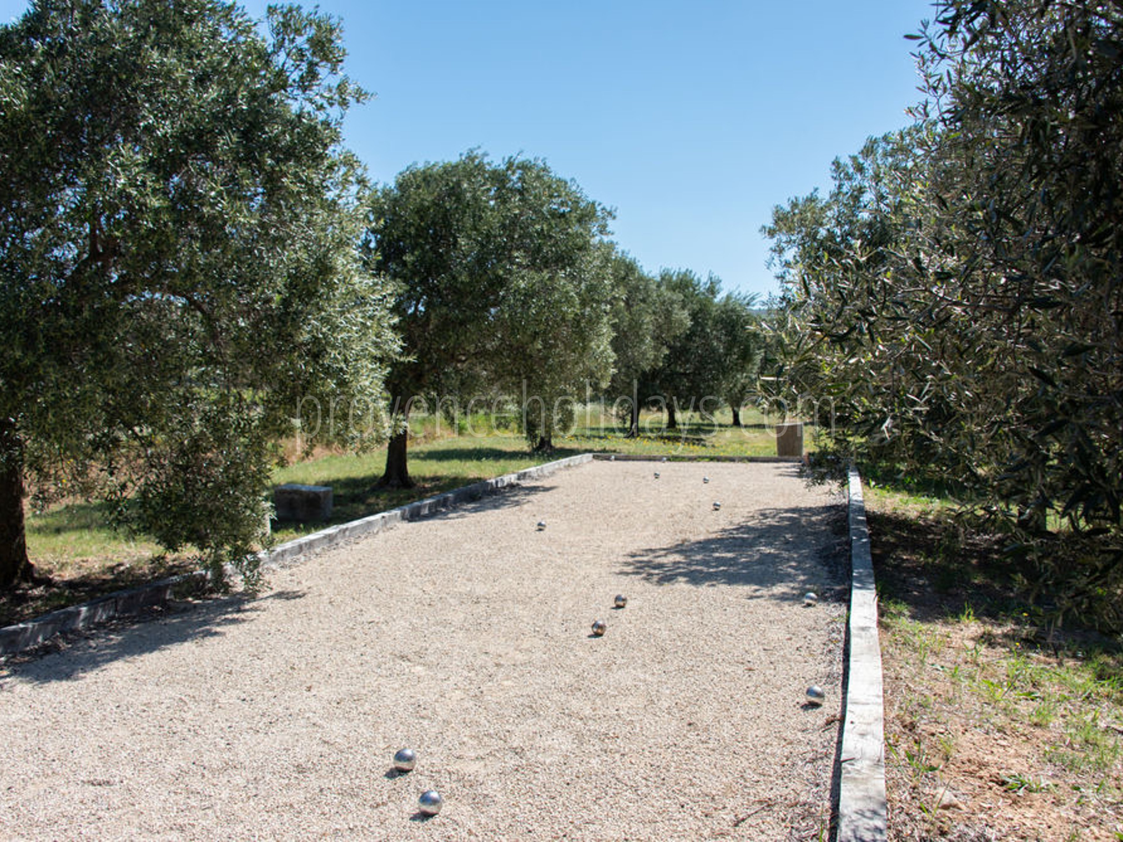 28 - Mas Mouriès: Villa: Exterior