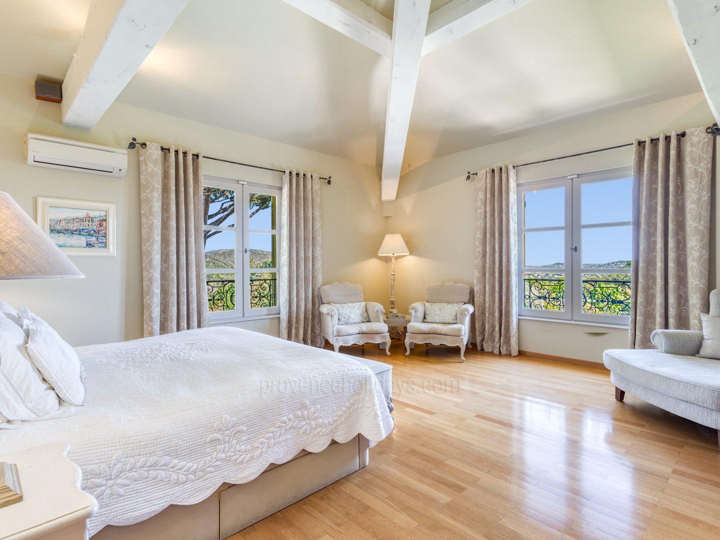 8 - Bastide Eternelle: Villa: Bedroom
