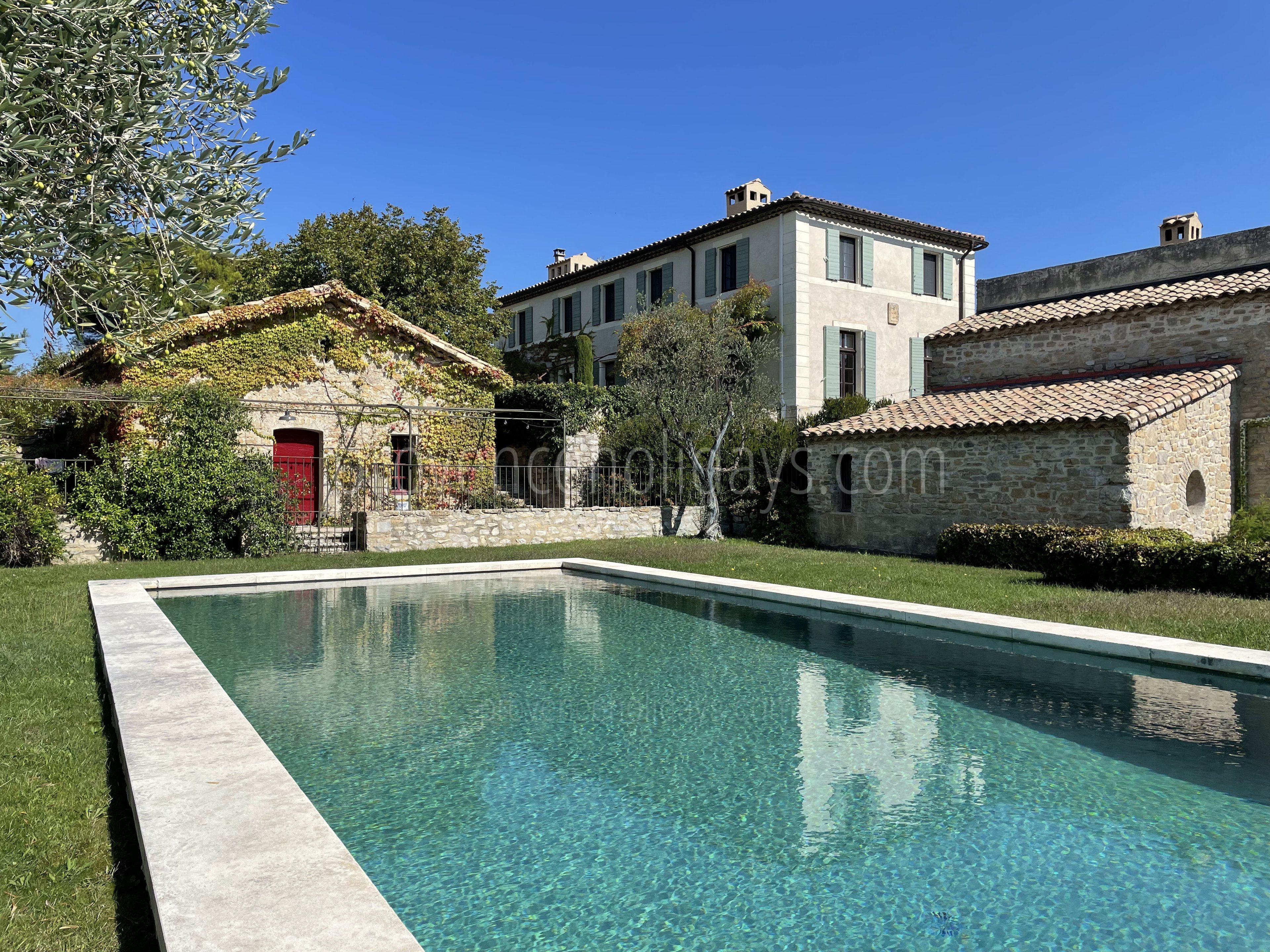 2 - Mas de Séguret: Villa: Pool
