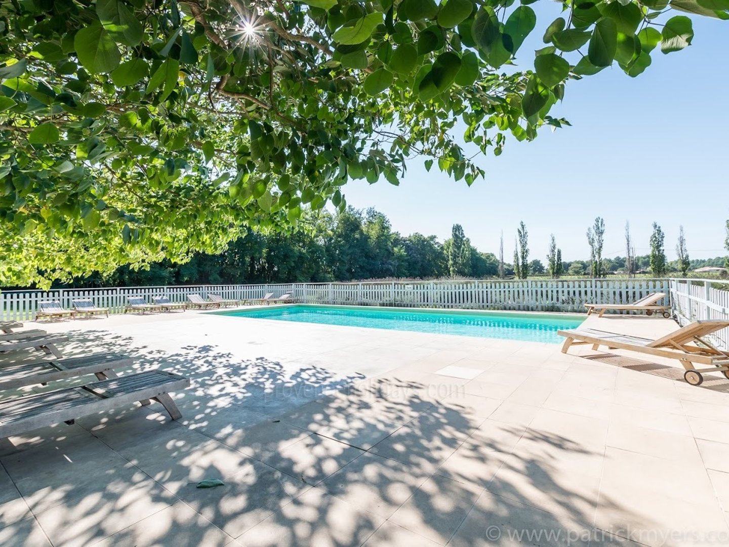 5 - Bastide du Luberon: Villa: Pool