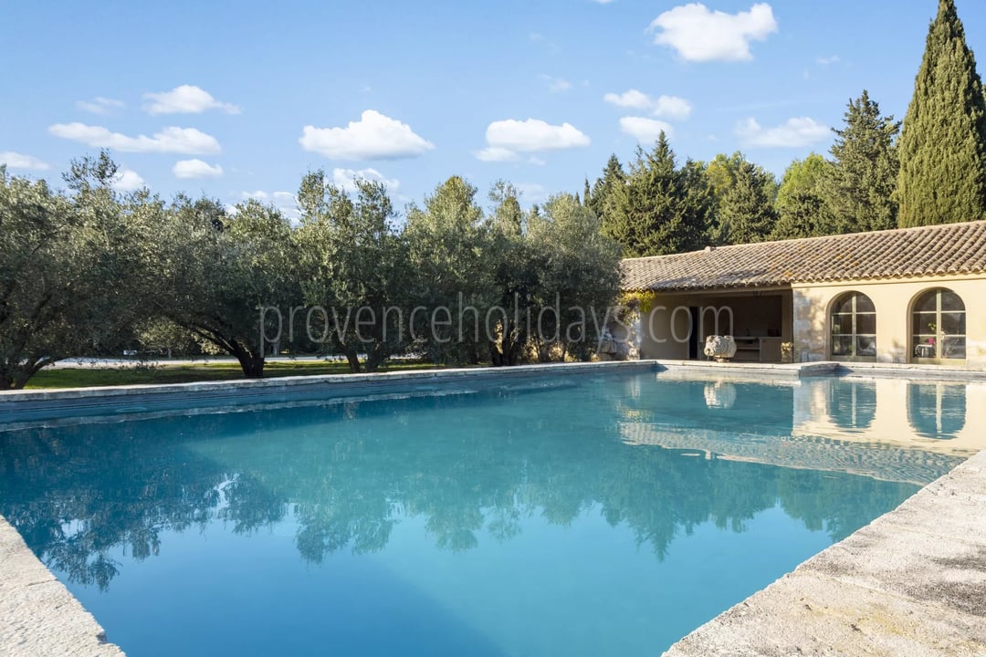 9 - Historisch landgoed in Barbentane: Villa: Pool