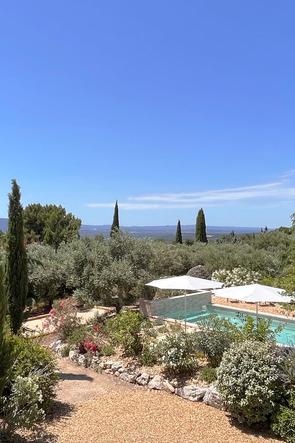 villa view in provence