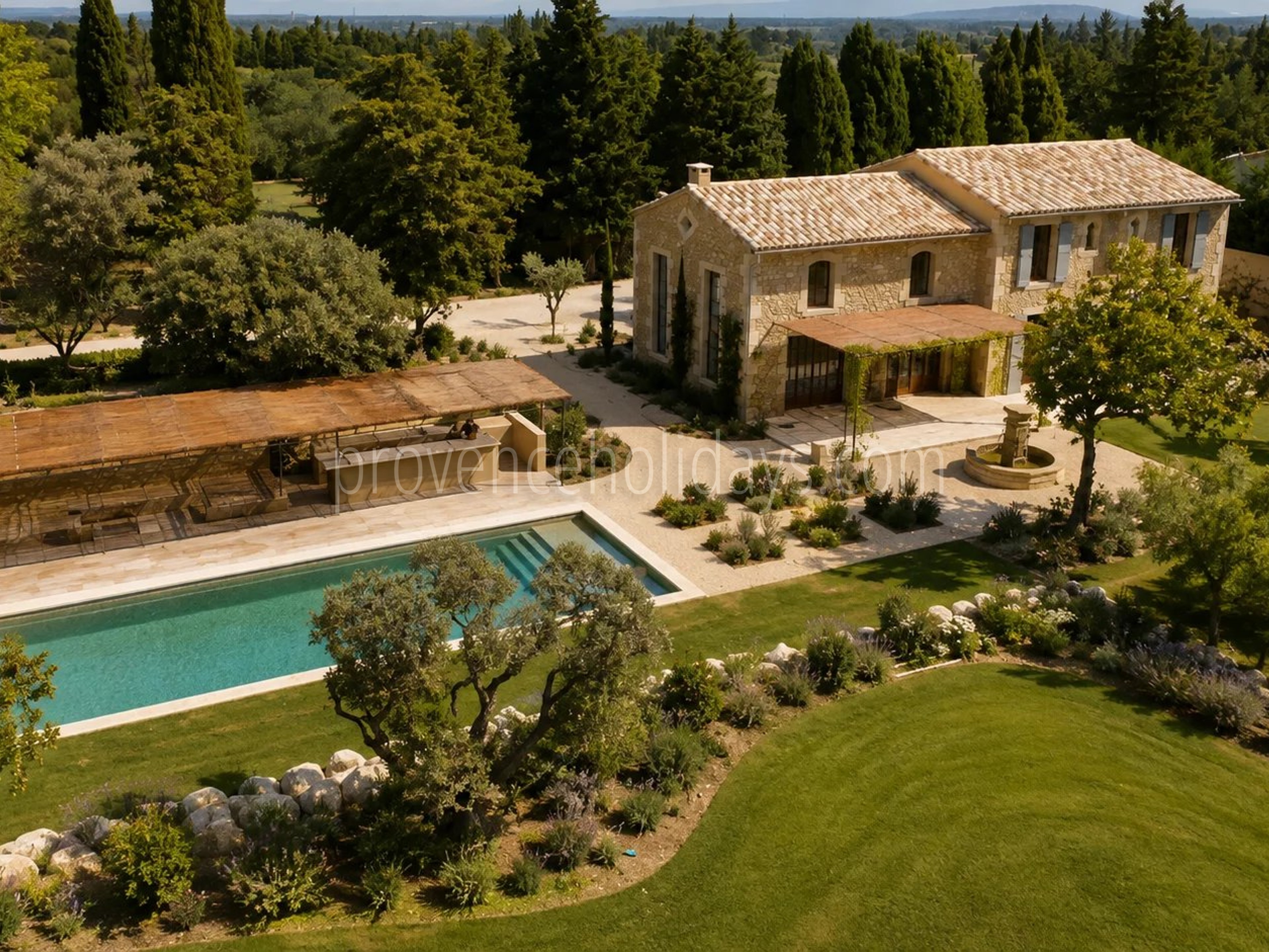 42 - Mas contemporain à Eygalières: Villa: Exterior