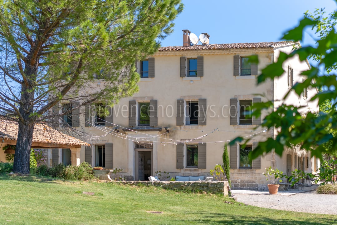 13 - La Bastide des Sources: Villa: Exterior