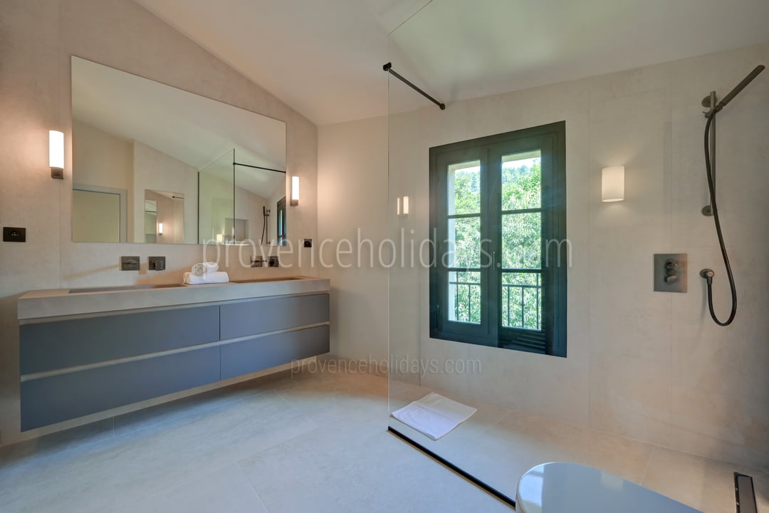 29 - Le Moulin: Villa: Bathroom