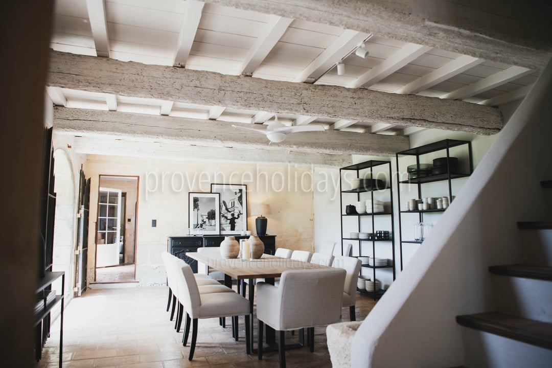 20 - Mas d\'Images: Villa: Interior