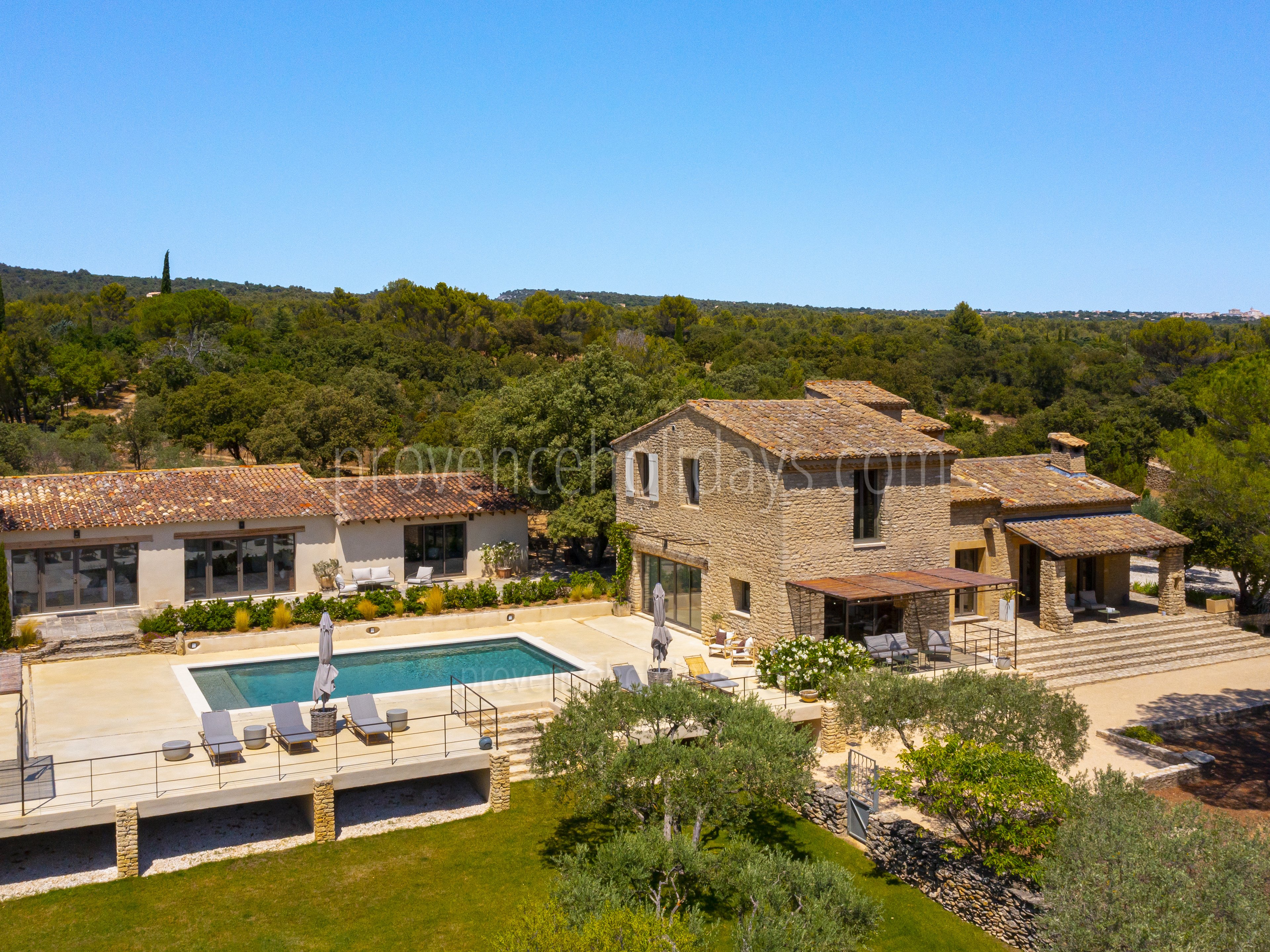1 - Escapade en Luberon: Villa: Exterior
