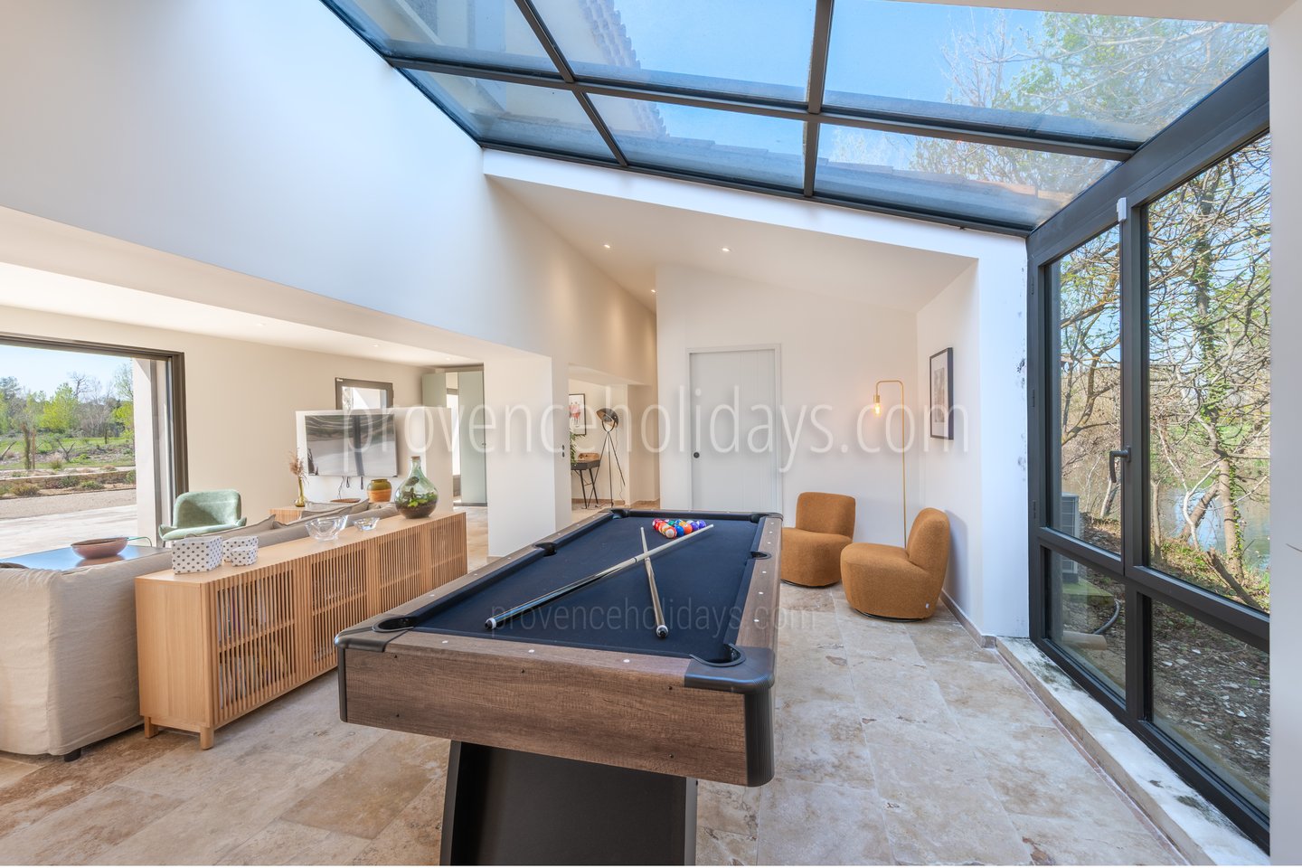 25 - Mas du Canal: Villa: Interior