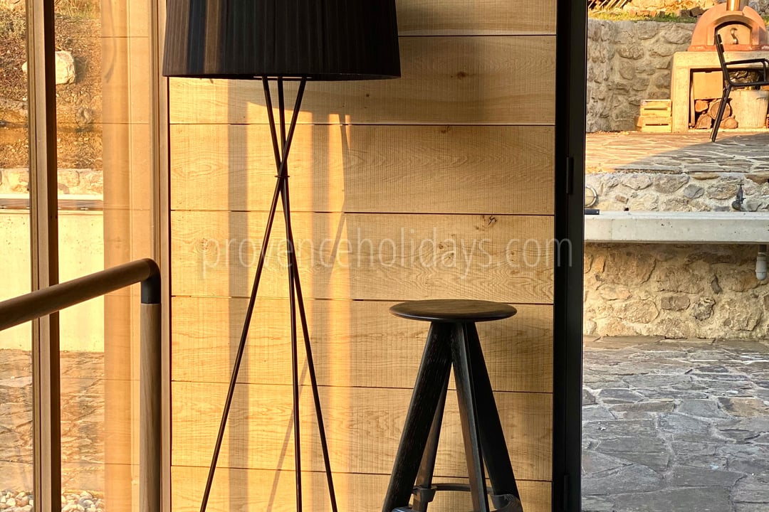 28 - Mas Villard: Villa: Interior