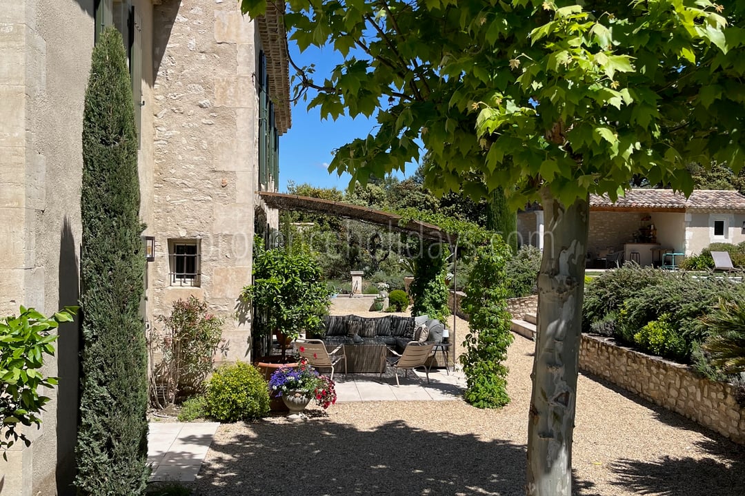52 - Le Mas de la Cabro: Villa: Exterior
