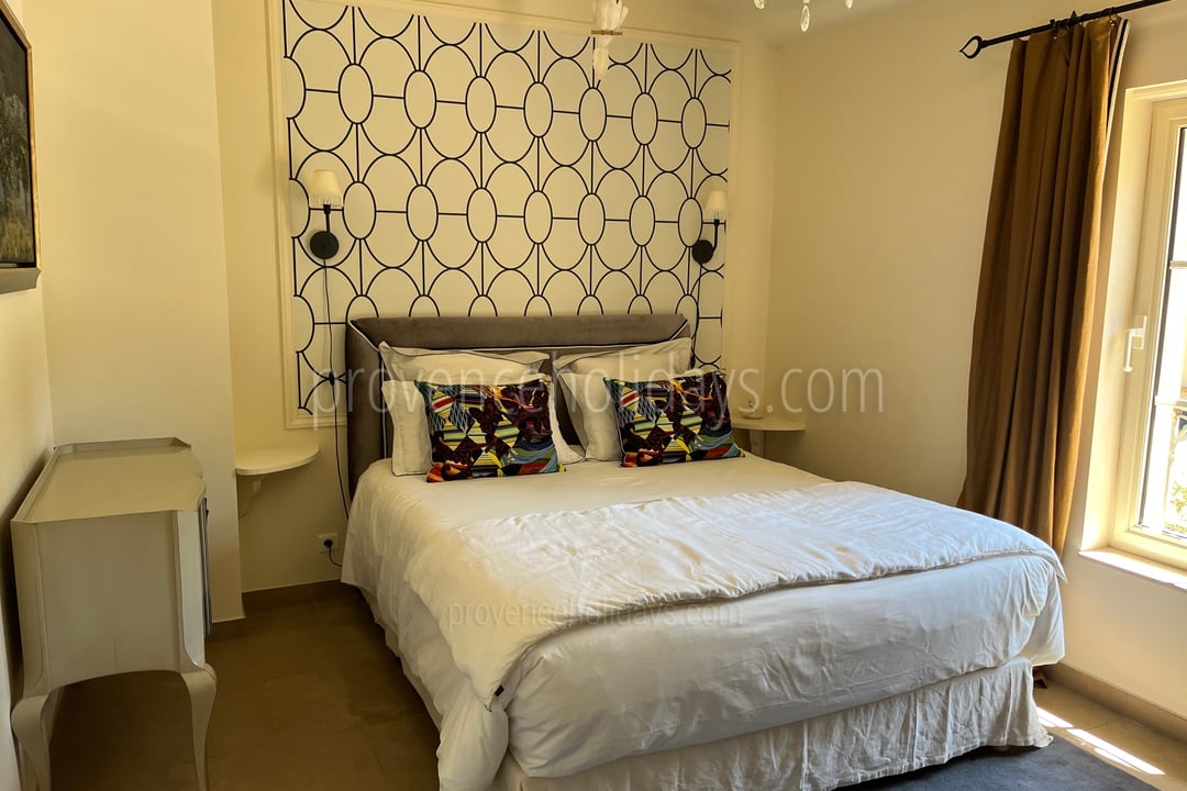 47 - Le Mas de la Cabro: Villa: Bedroom
