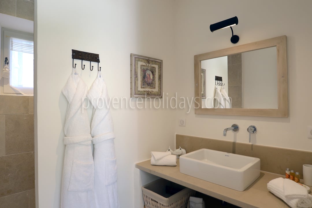 27 - Mas du Bois d\'Or: Villa: Bathroom 4