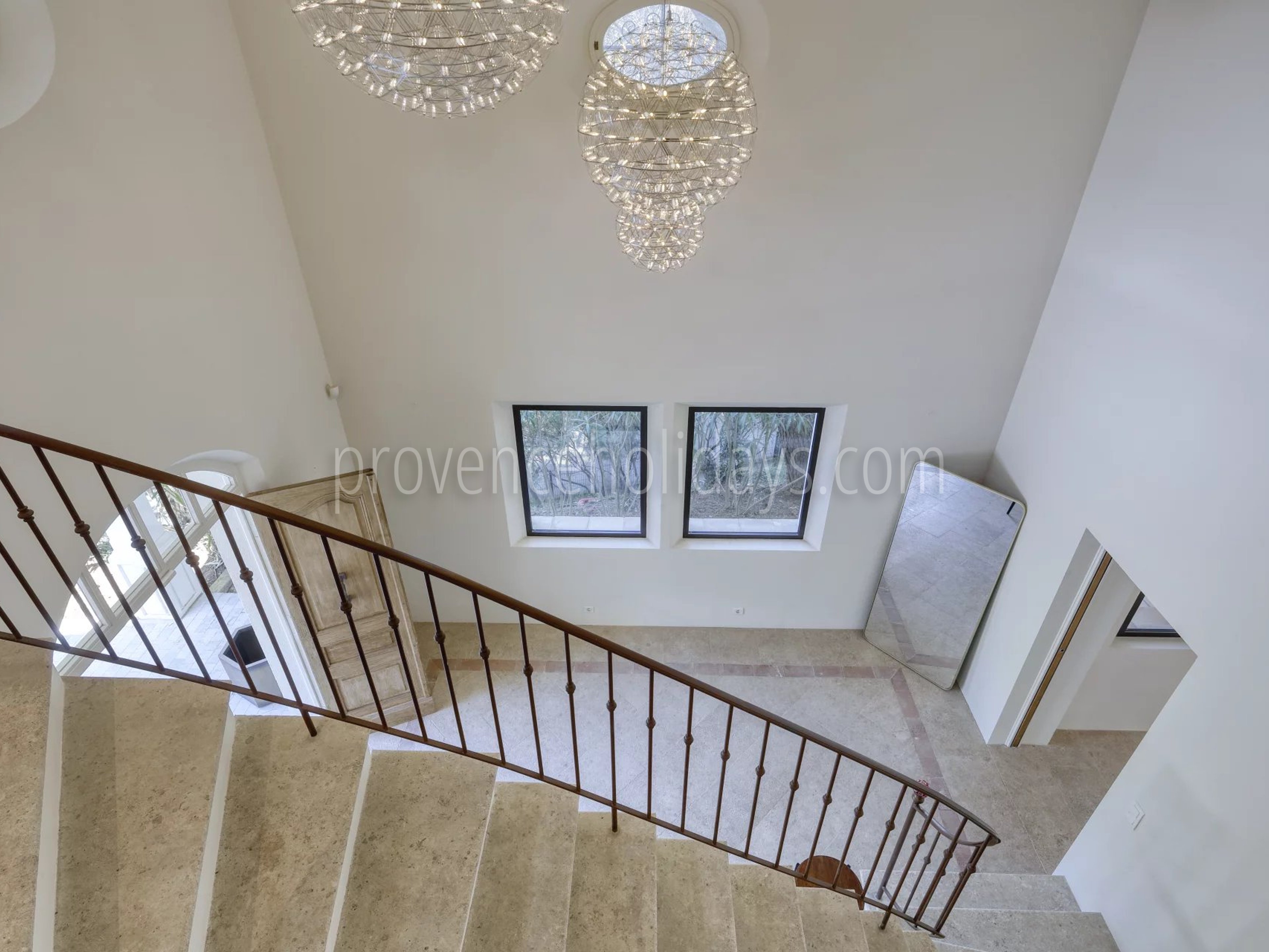 8 - Renovated mas, Ramatuelle: Villa: Interior