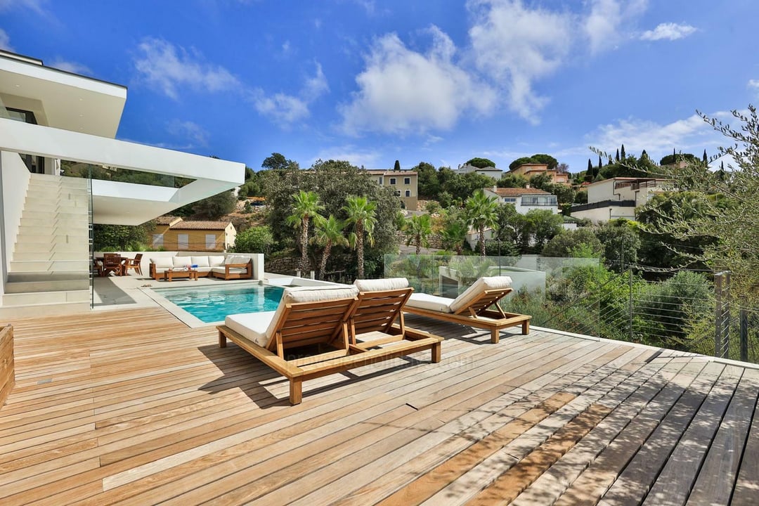 16 - Villa Clairazur: Villa: Pool