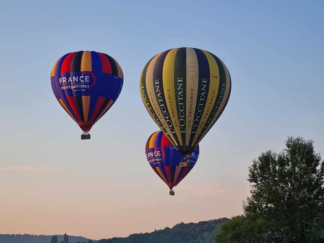 hot air balloon