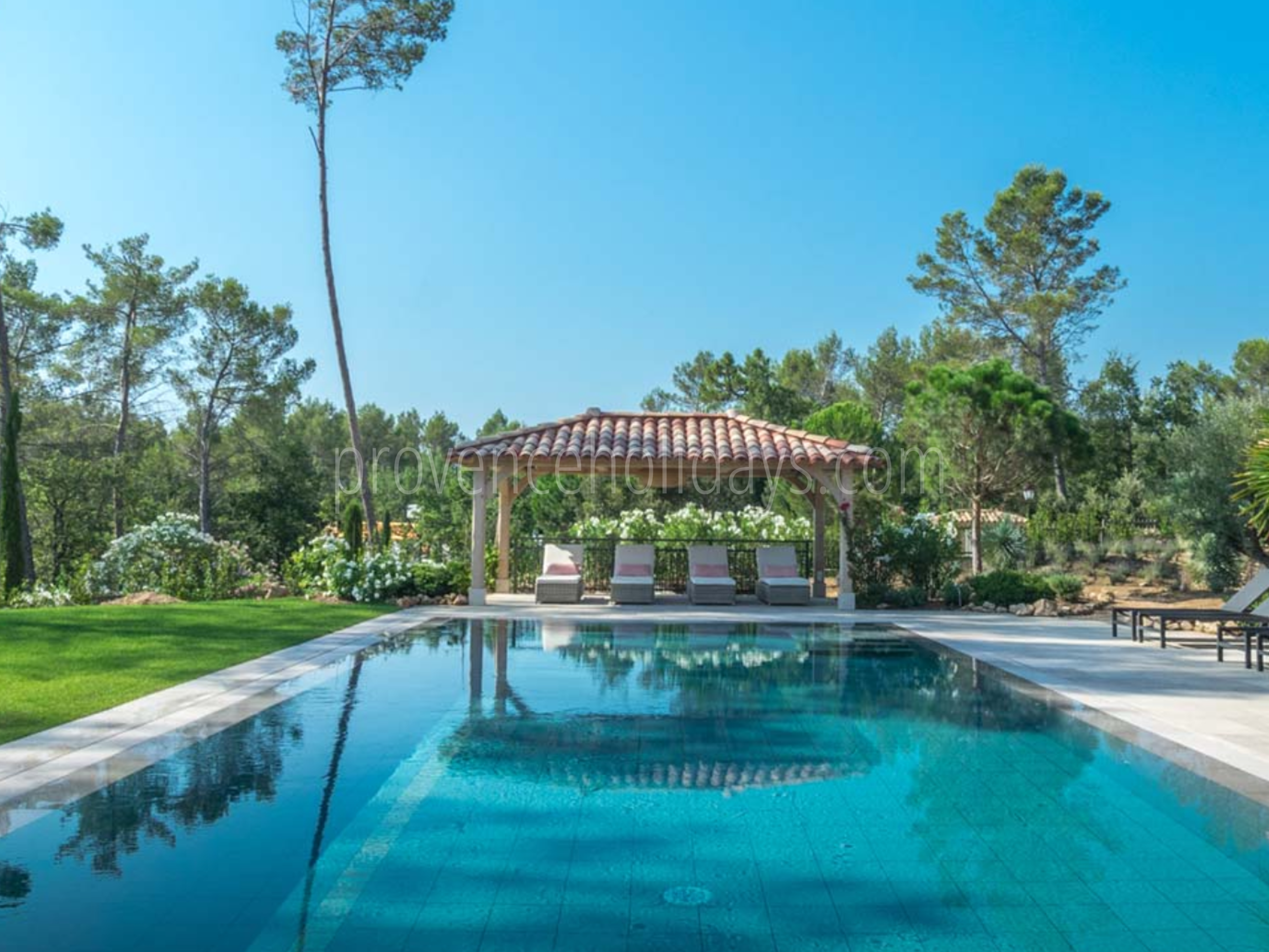 1 - Villa Fleurie: Villa: Pool