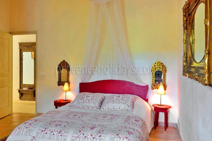 16 - La Bastide des Chênes: Villa: Bedroom