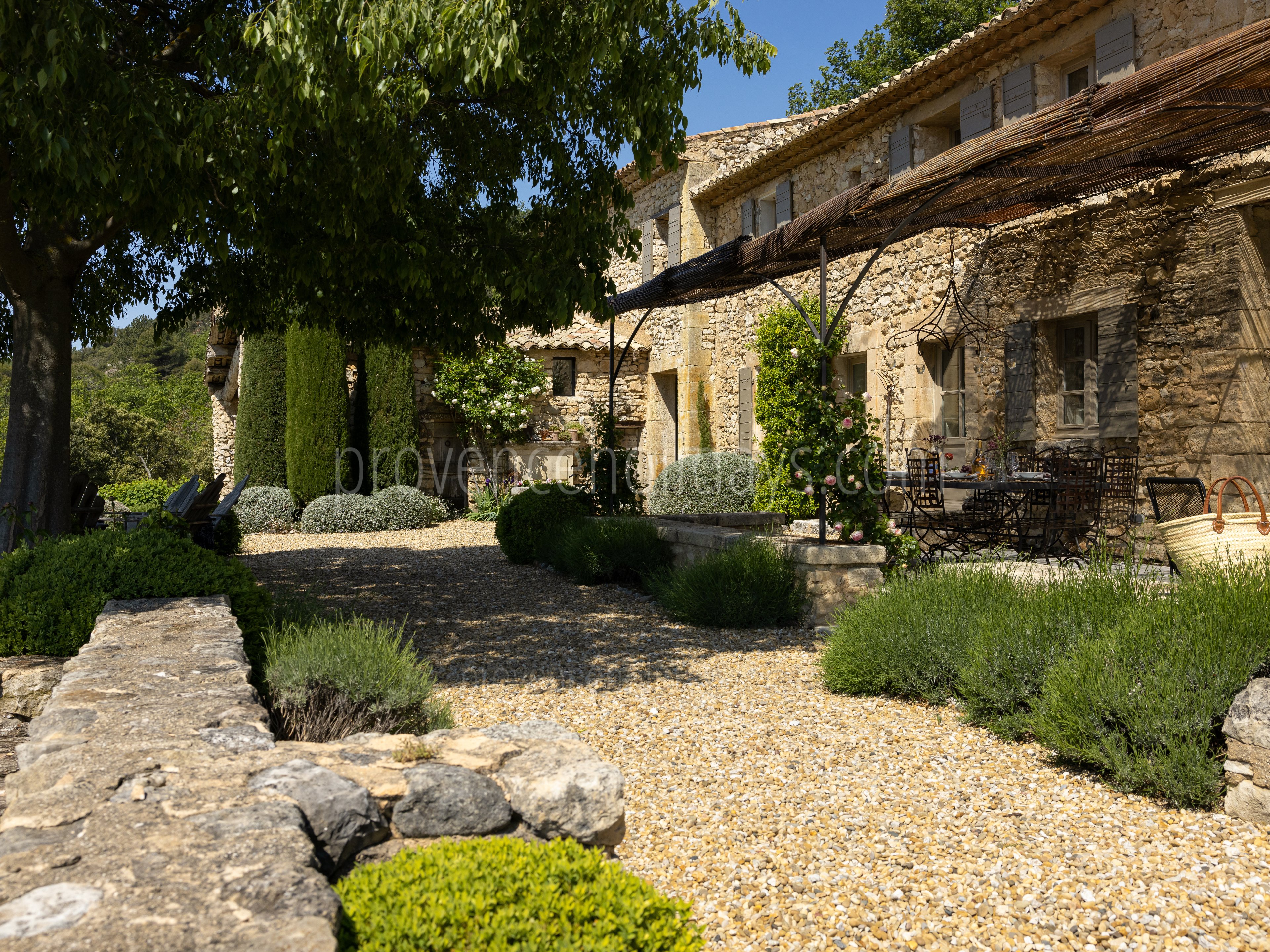 45 - Le Mas de Murs: Villa: Exterior