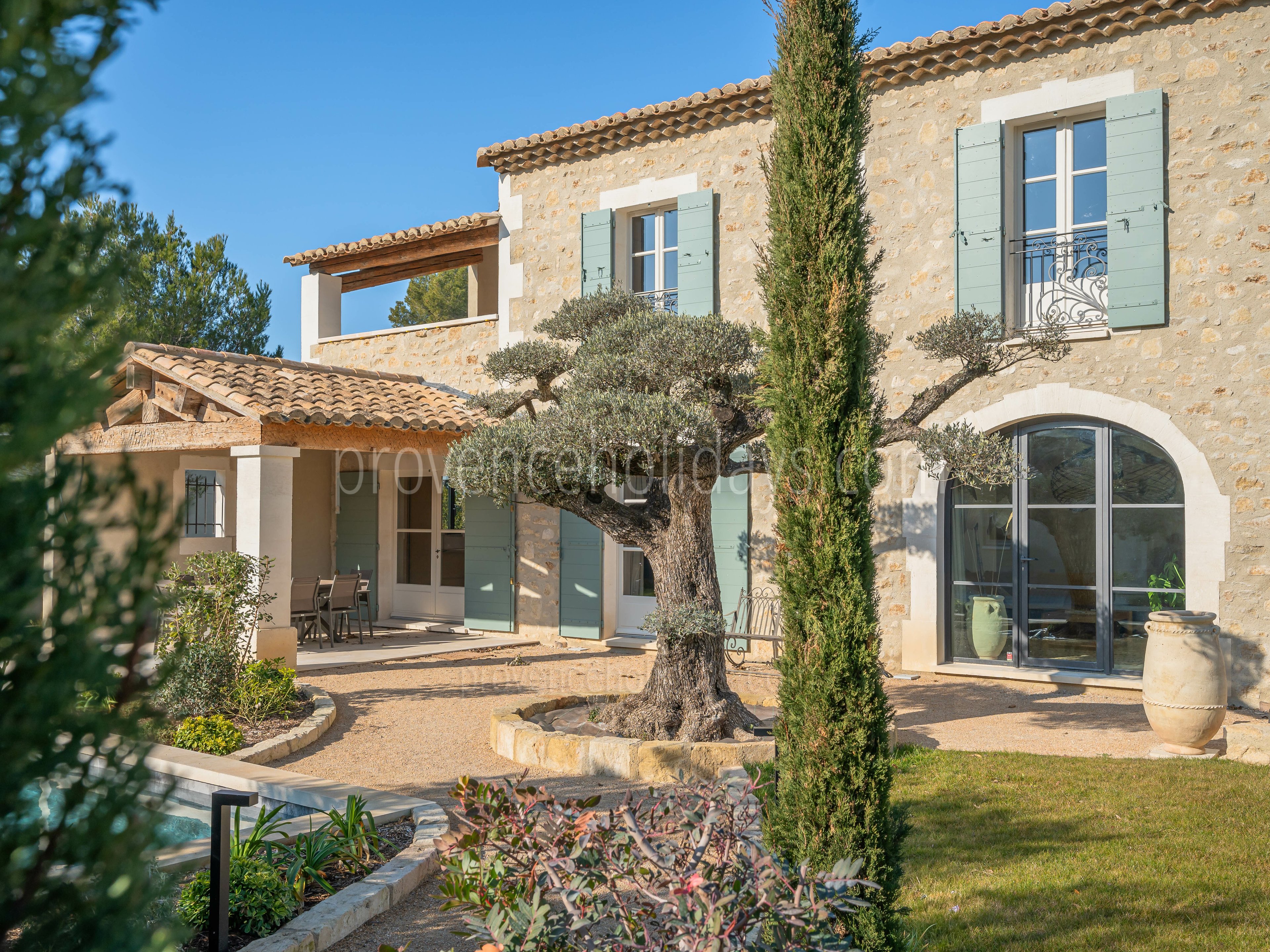 35 - Mas Lucie: Villa: Exterior