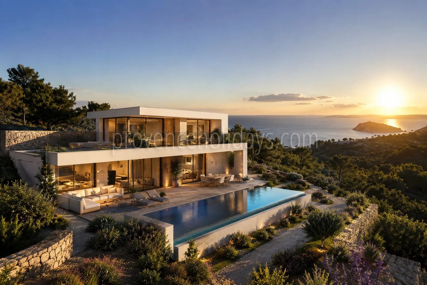 1 - Woning in Rayol-Canadel-sur-Mer: Villa: Exterior