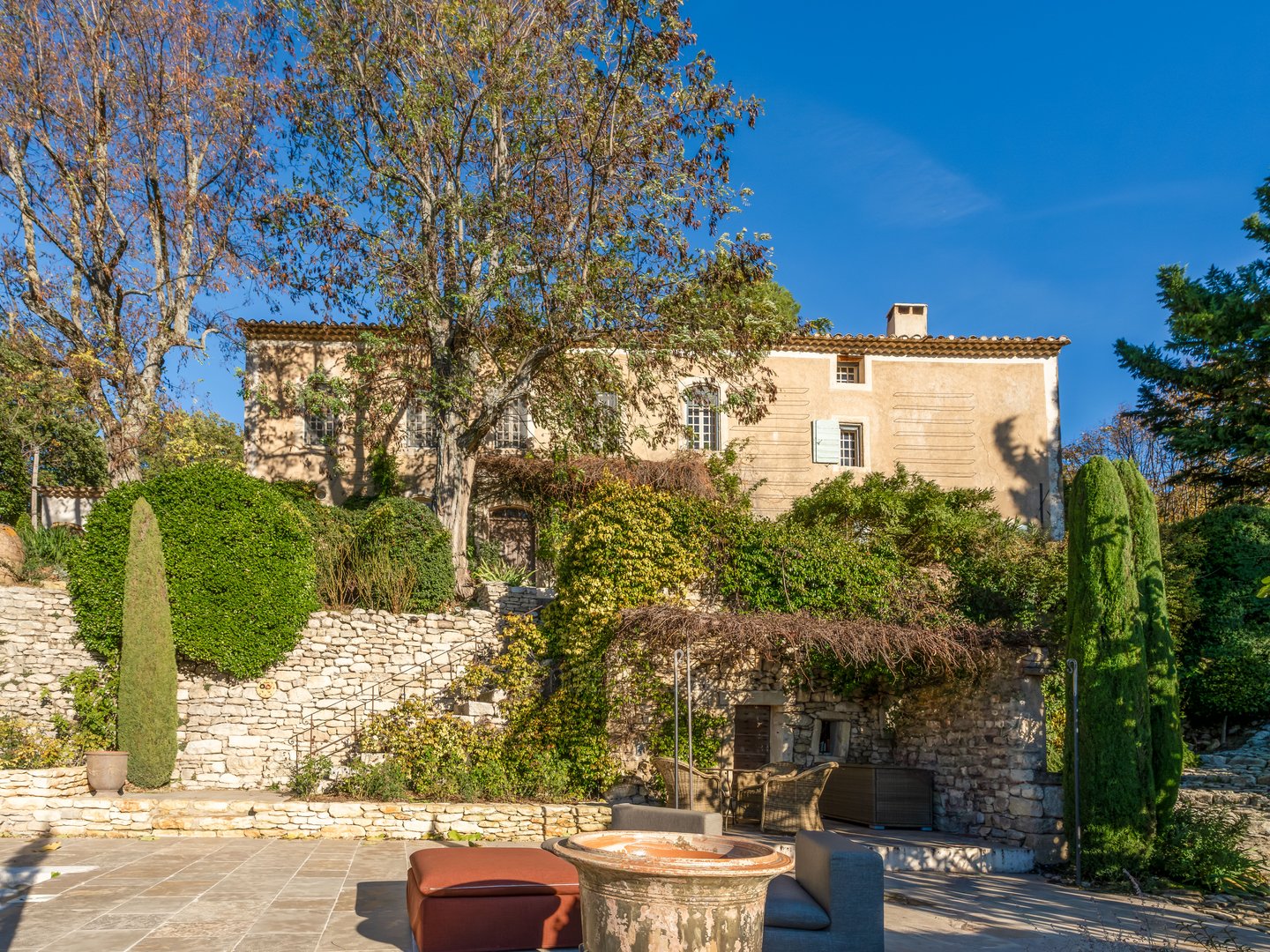 25 - 18e-eeuwse Bastide met uitzicht op de Luberon te koop - Bonnieux: Villa: Exterior