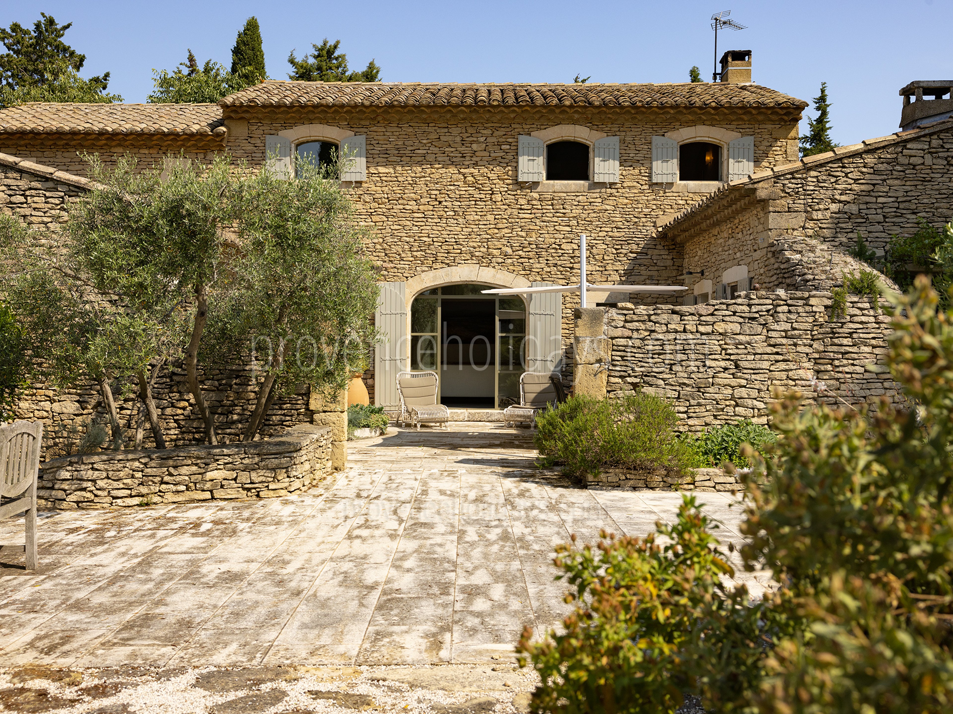 13 - Mas de Tournesol: Villa: Exterior