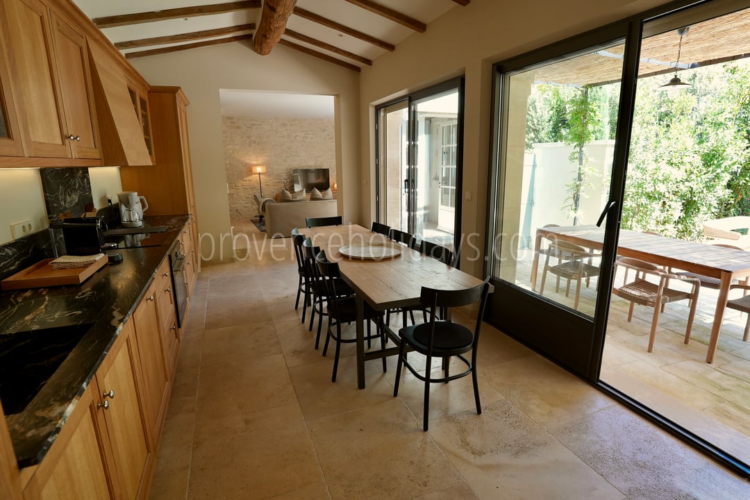 28 - La Saint-Rémoise: Villa: Interior