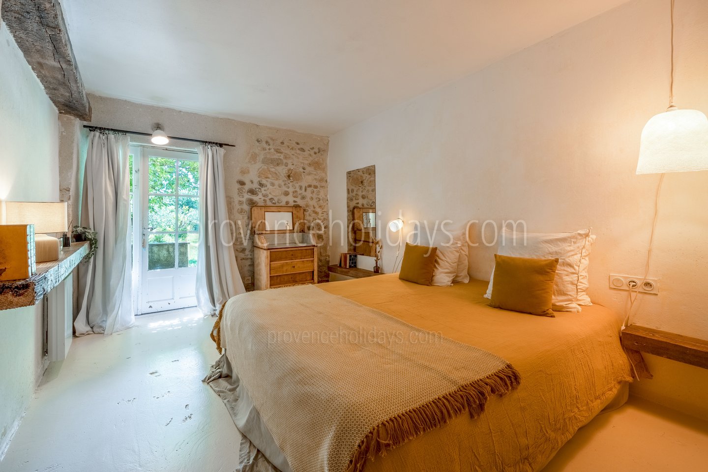 26 - Mas des Champs: Villa: Bedroom