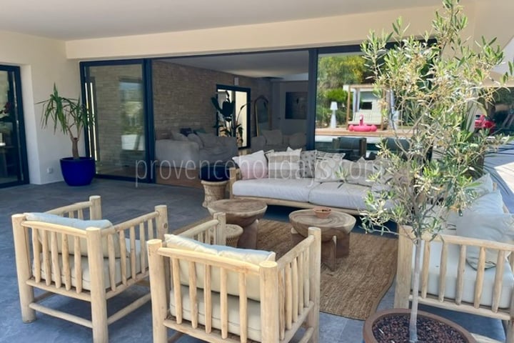 22 - Villas Cassis: Villa: Exterior