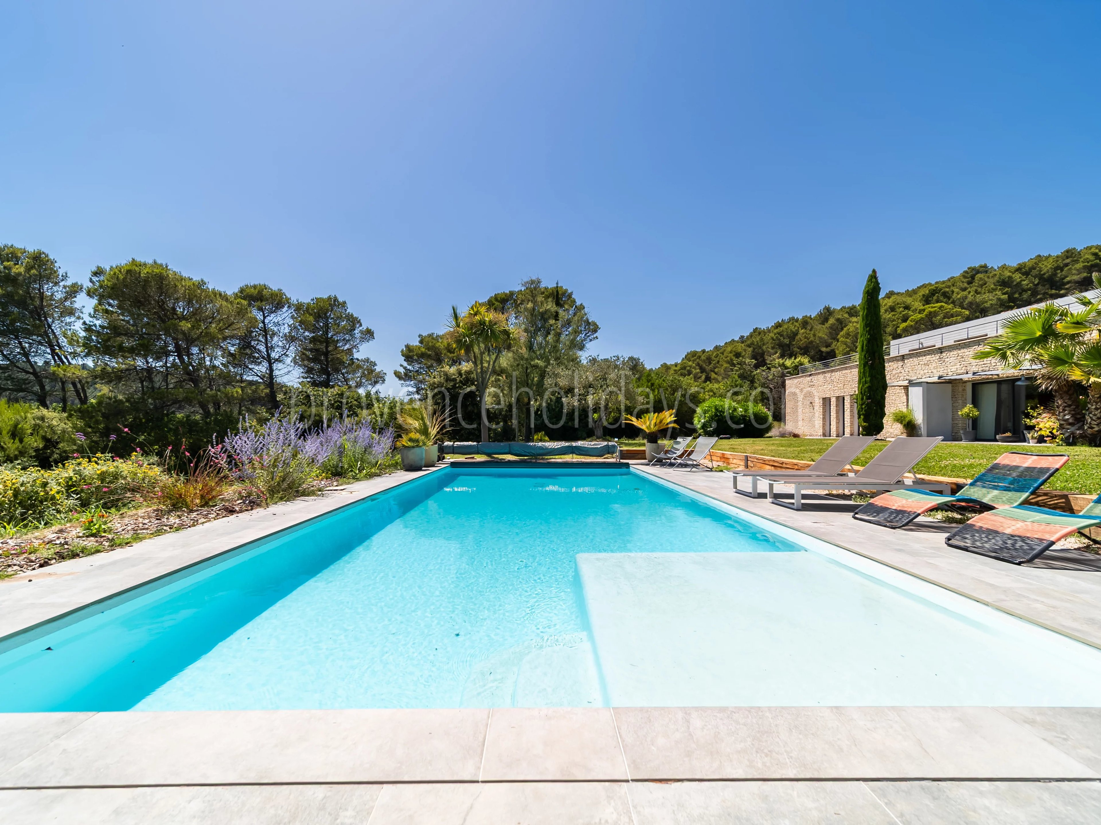 2 - Villa with pool in Pernes-les-Fontaines: Villa: Pool